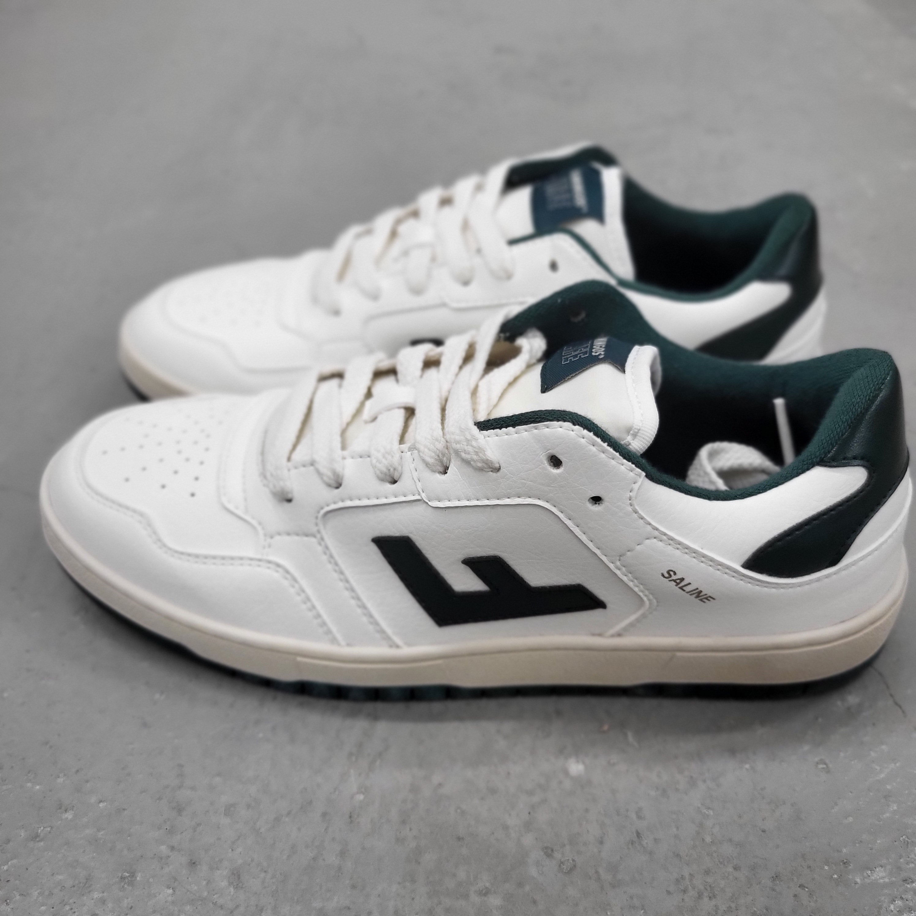 Flamingo's Life Unisex Sneaker "Saline"