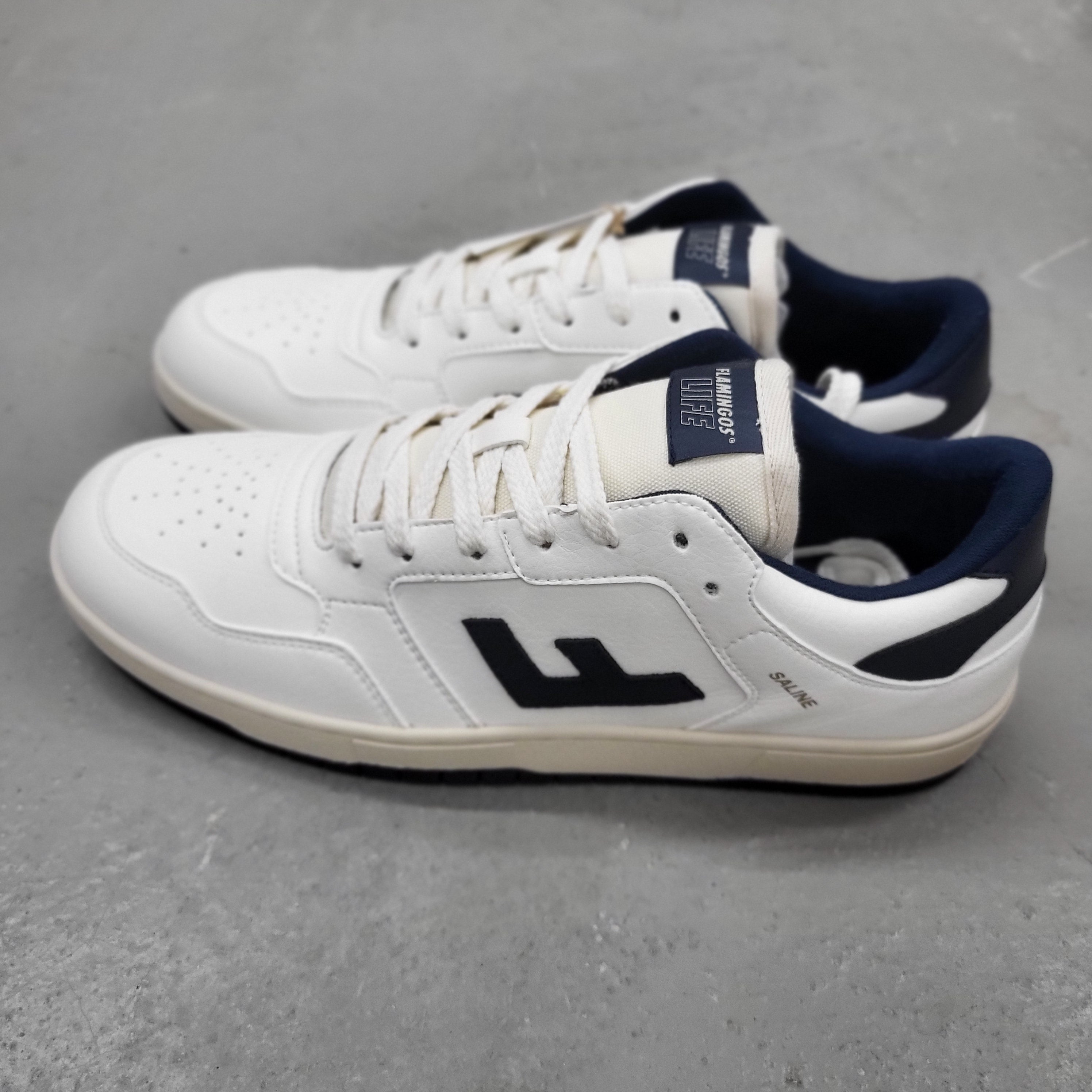 Flamingo's Life Unisex Sneaker "Saline"