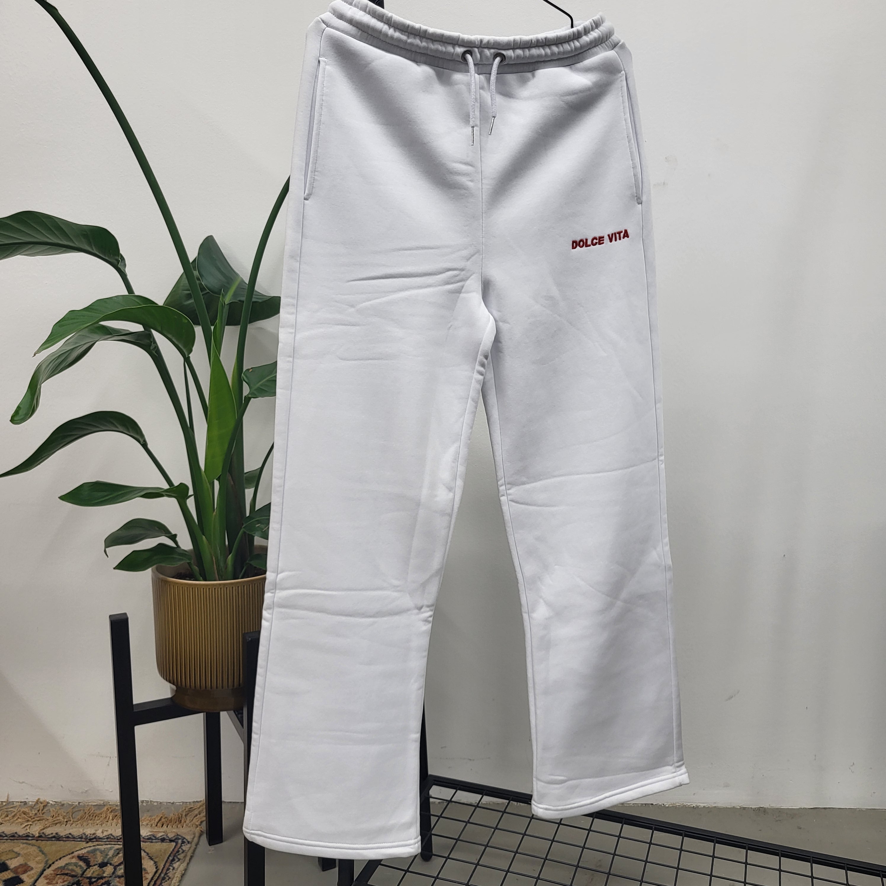 On Vacation Ladies Wide Jogging Pants "Dolce Vita" White