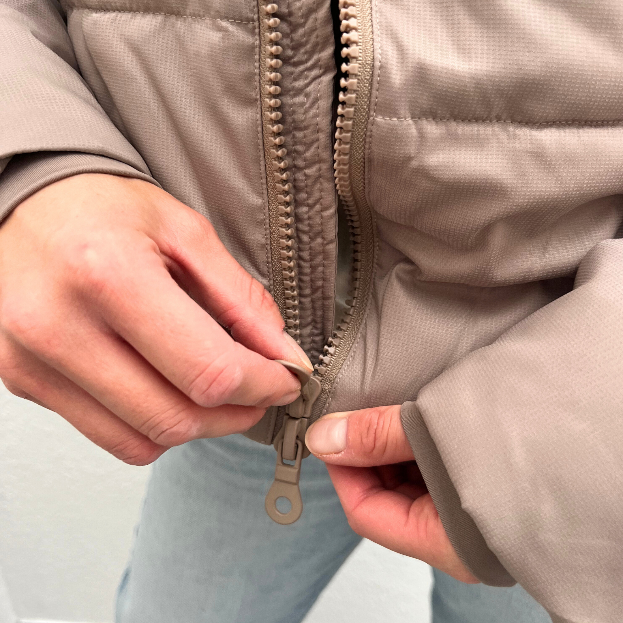 Girlfriend Collective Puffer Jacket "Cropped"