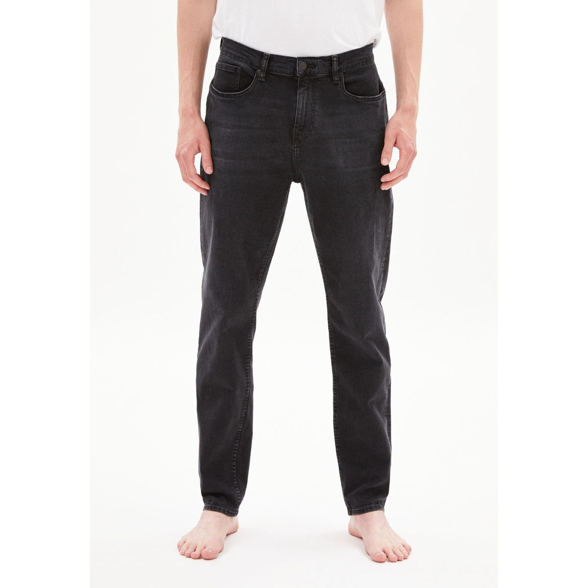ARMEDANGELS Herren Tapered Jeans "AARJO TARPA"