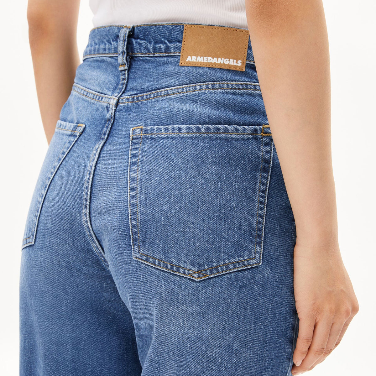 ARMEDANGELS Mom Fit High Waist Jeans "MAIRAA"