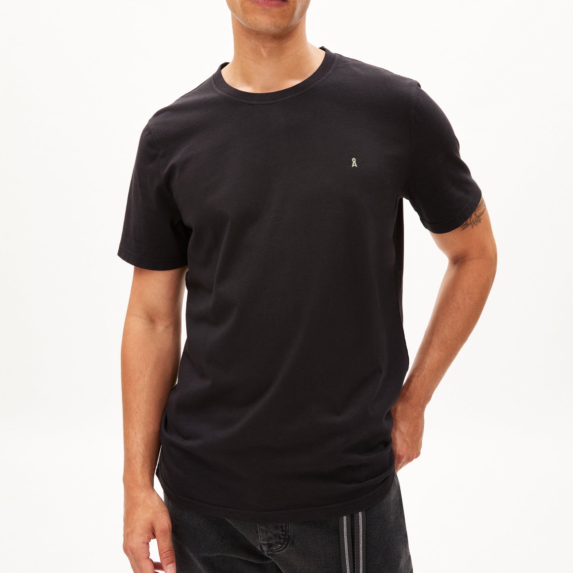 ARMEDANGELS T-Shirt "LAARON"