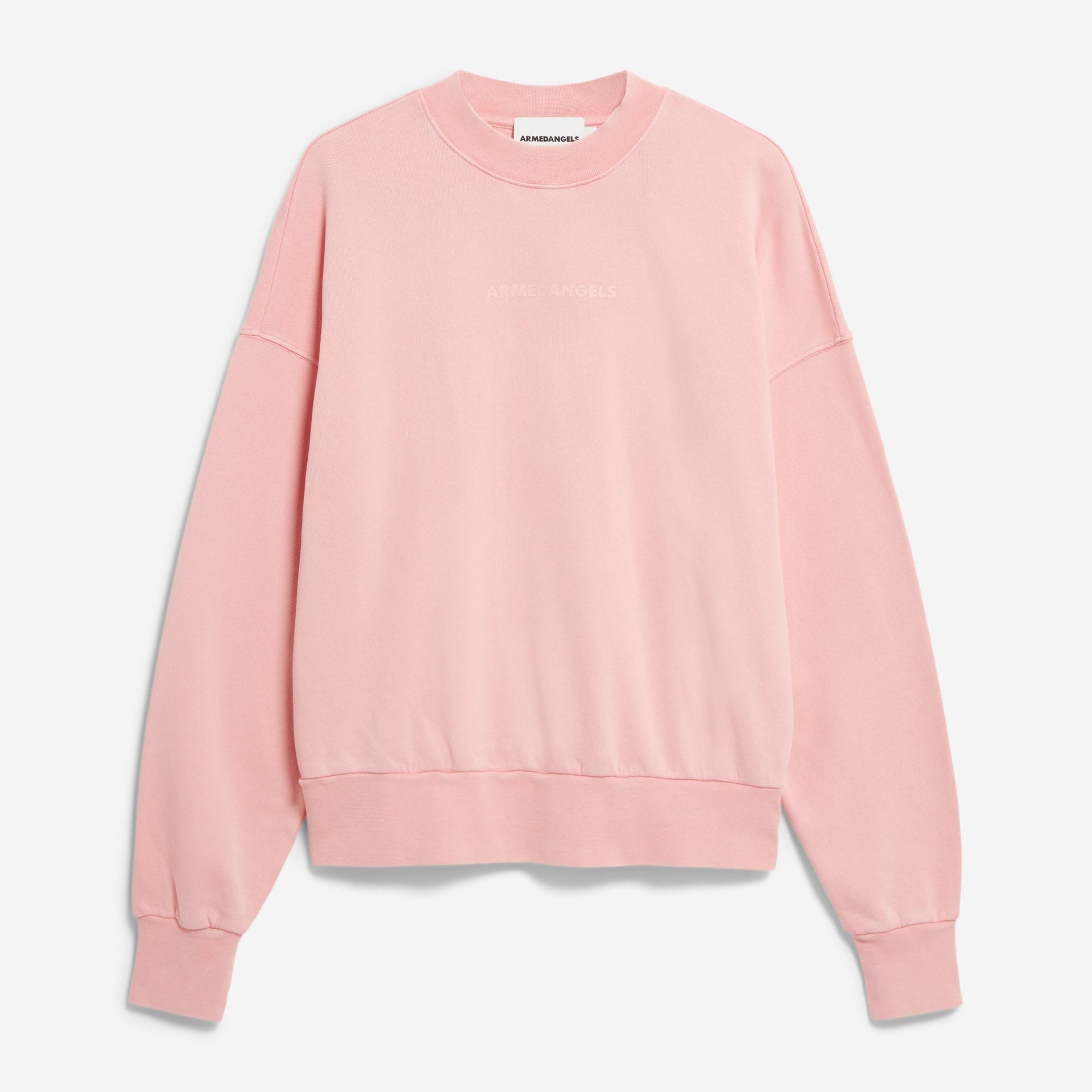 Ein hellrosafarbenes Sweatshirt mit Rundhalsausschnitt, langen Ärmeln und gerippten Bündchen und Saum, das auf einem einfarbig weißen Hintergrund abgebildet ist. Das Material scheint weich zu sein, und auf der Brust befindet sich ein dezenter Text.