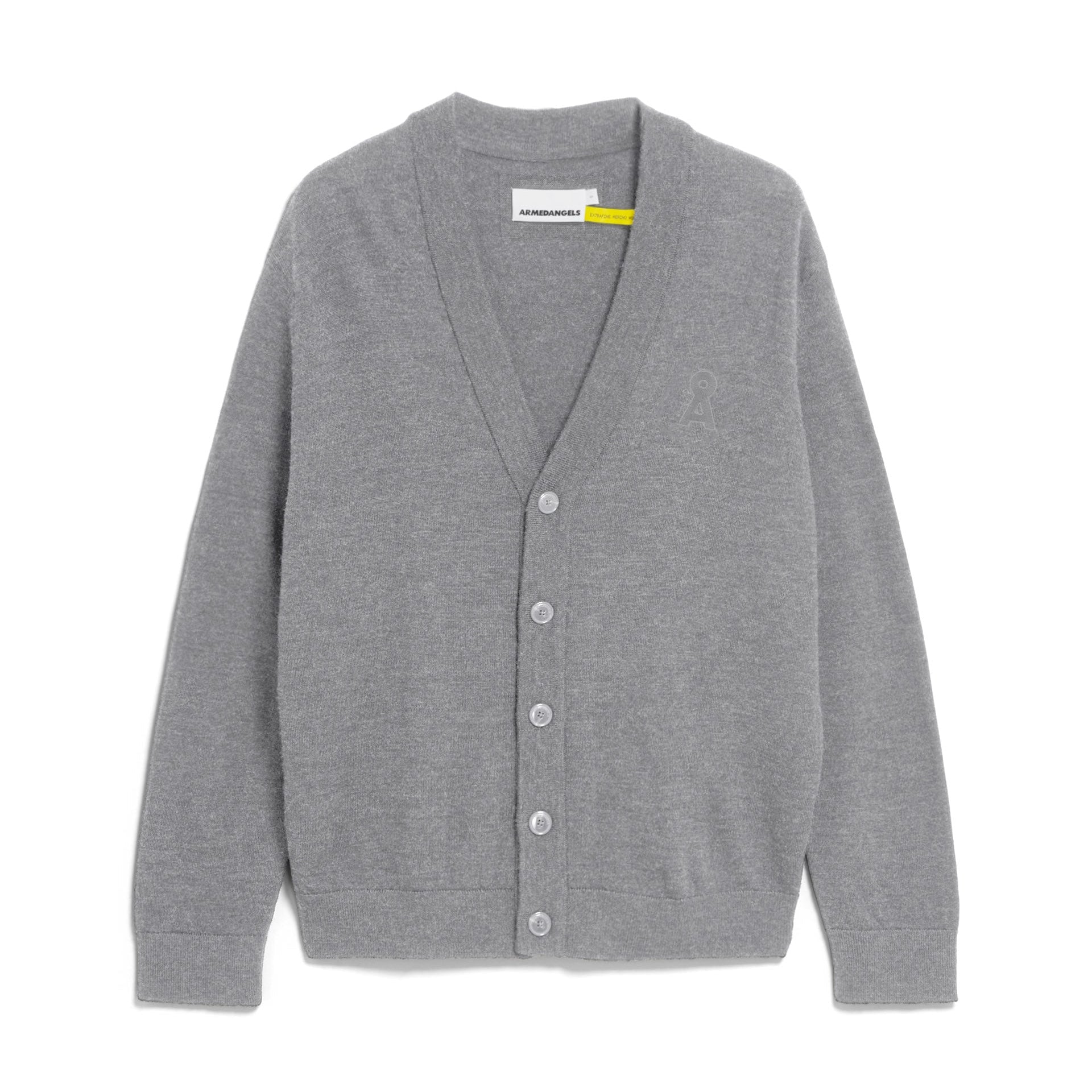 Eine schlichte, hellgraue Strickjacke mit V-Ausschnitt und langen Ärmeln, die flach vor einem weißen Hintergrund liegt.