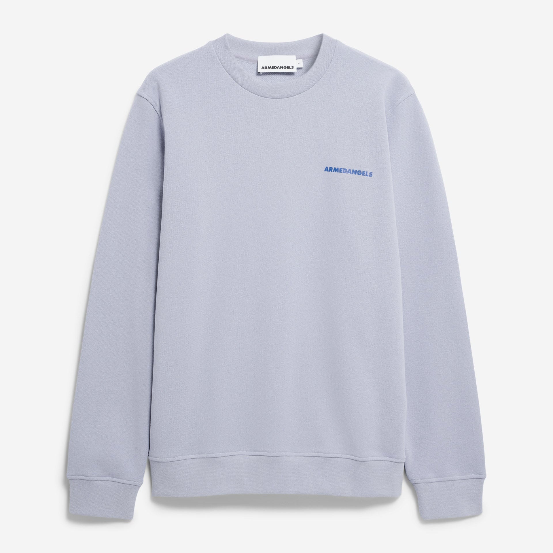 Ein schlichtes, hellviolettes Sweatshirt mit Rundhalsausschnitt und einem kleinen blauen AMERIANGELS-Schriftzug auf der linken Brust und einem weißen Etikett am Kragen. Das Sweatshirt hat lange Ärmel und gerippte Bündchen und Saum.