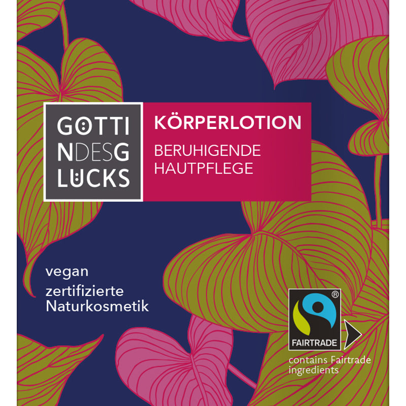 Quadratisches Produktetikett für die beruhigende Körperlotion Göttin des Glücks mit großen rosafarbenen und gelben Blattillustrationen, Fairtrade- und Vegan-Symbolen und weißem deutschen Text auf dunkelblauem und magentafarbenem Hintergrund.