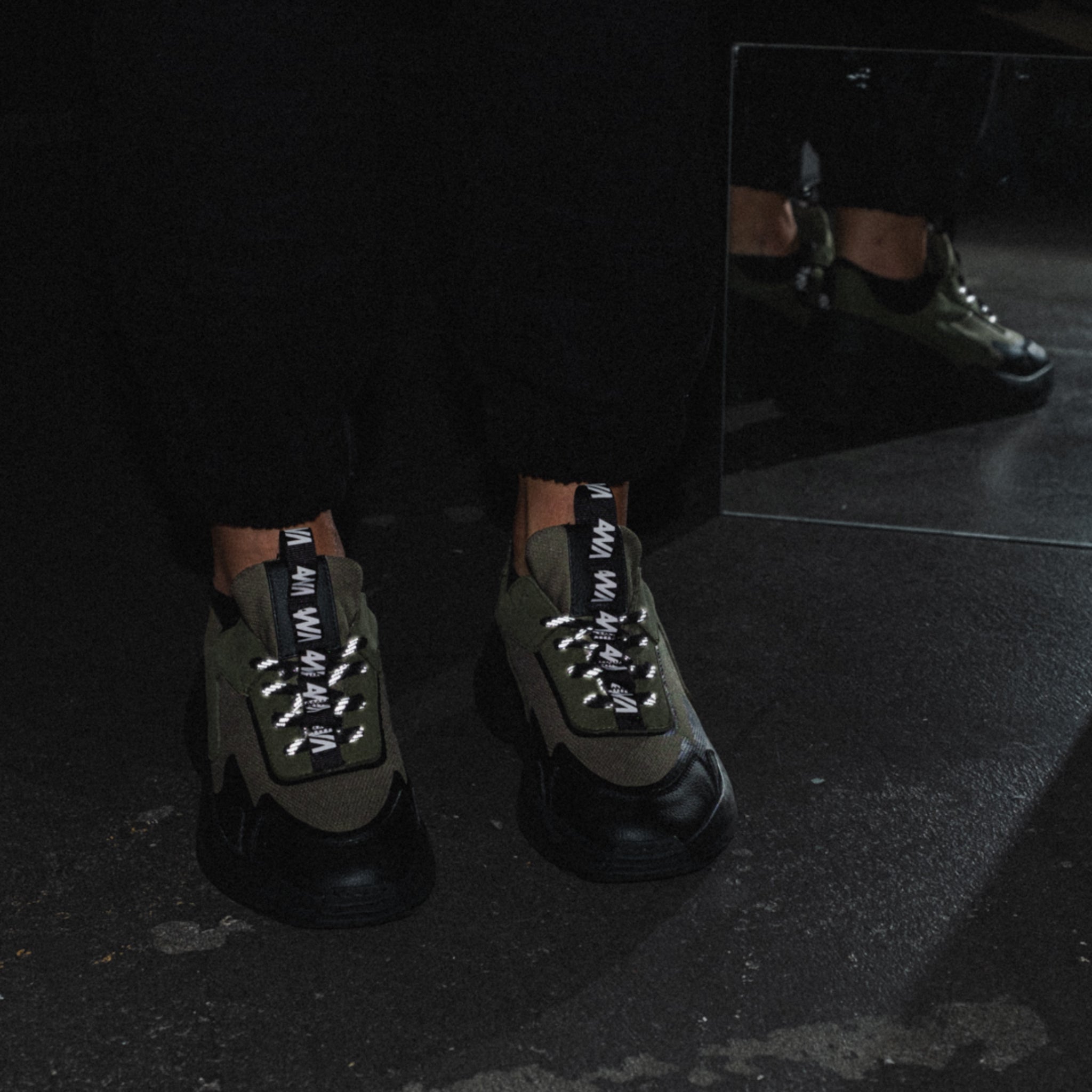 Paprcuts Sneaker "Curl"