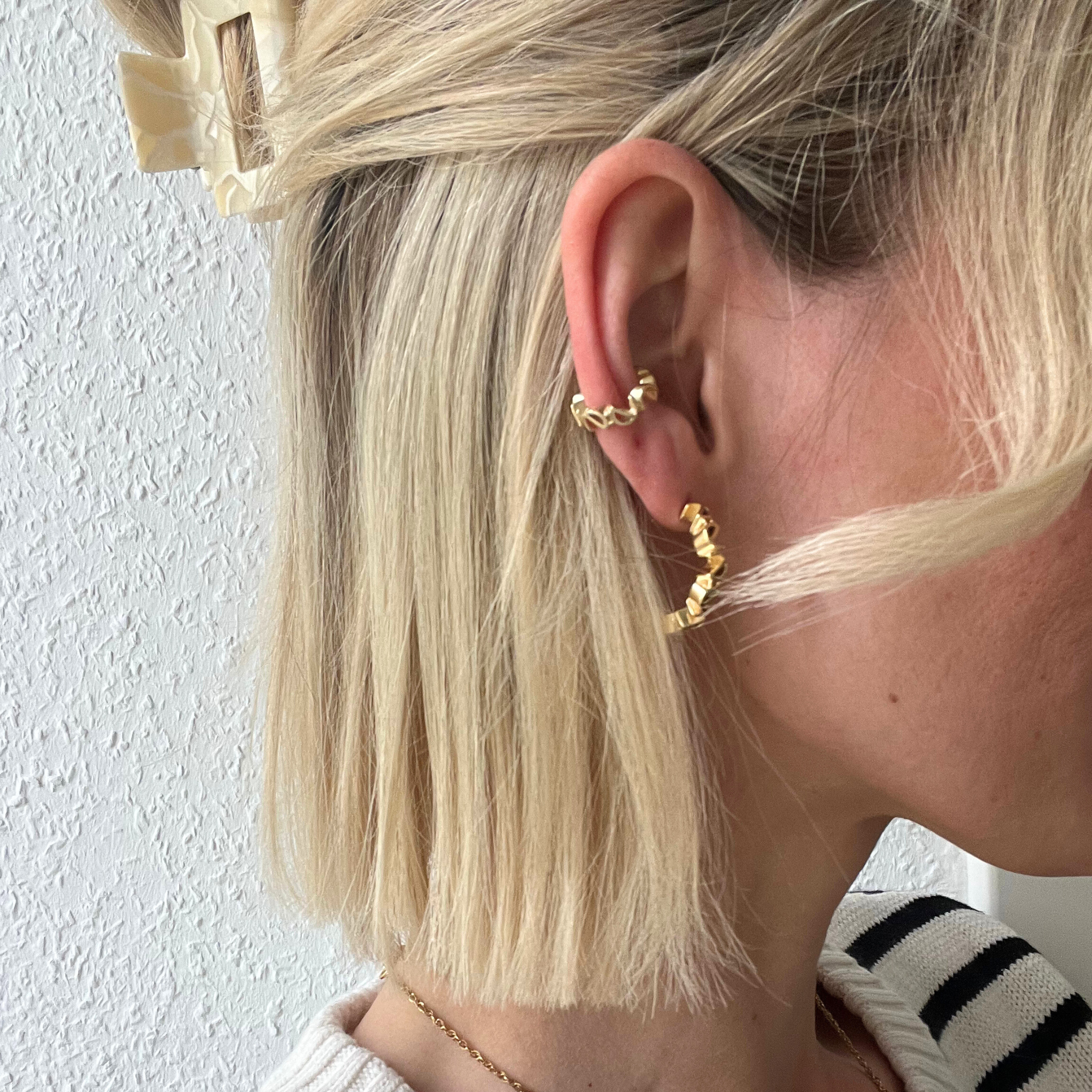 noemvri fashion label "Logo Earcuff"
