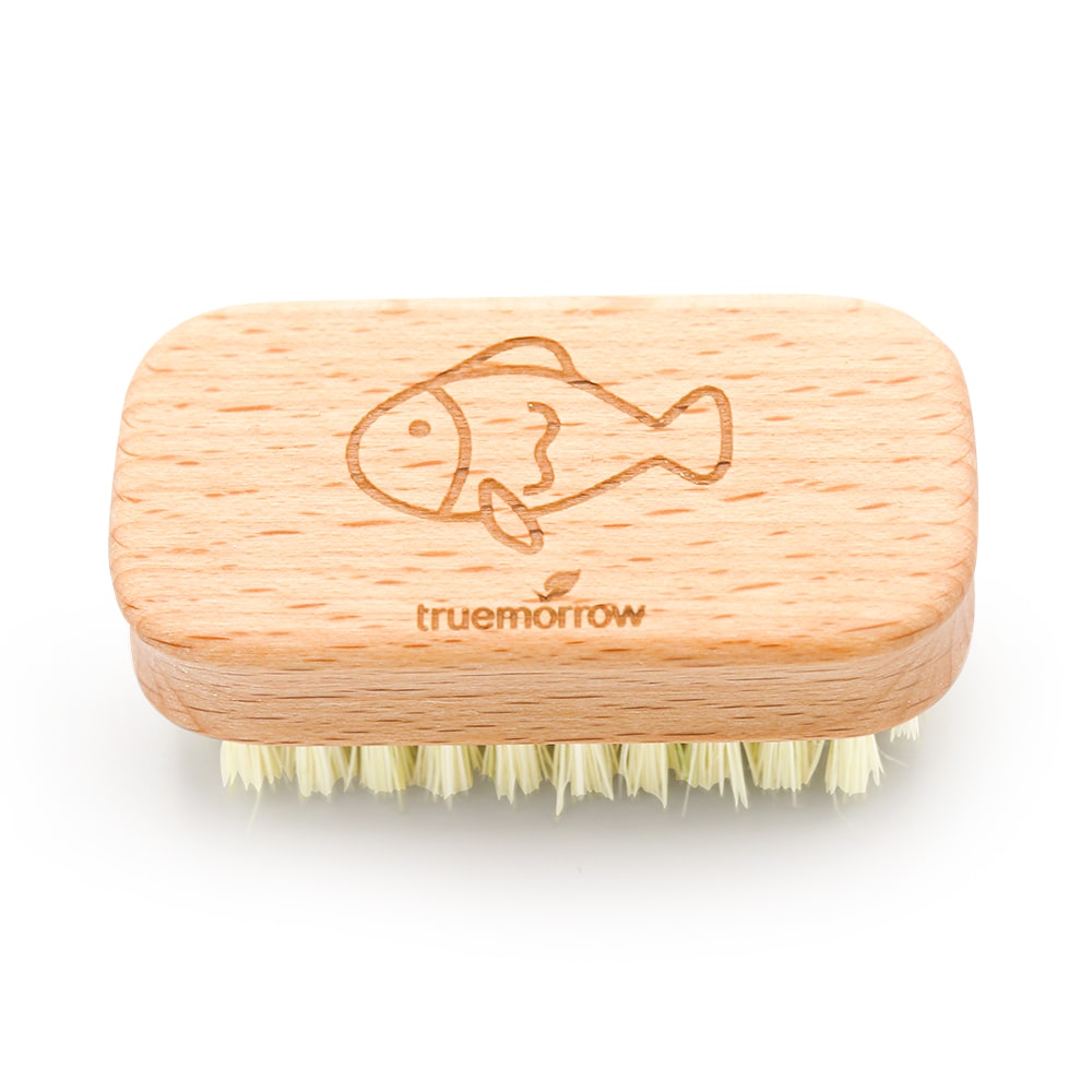 truemorrow Vegane, plastikfreie Nagelbürste Fisch