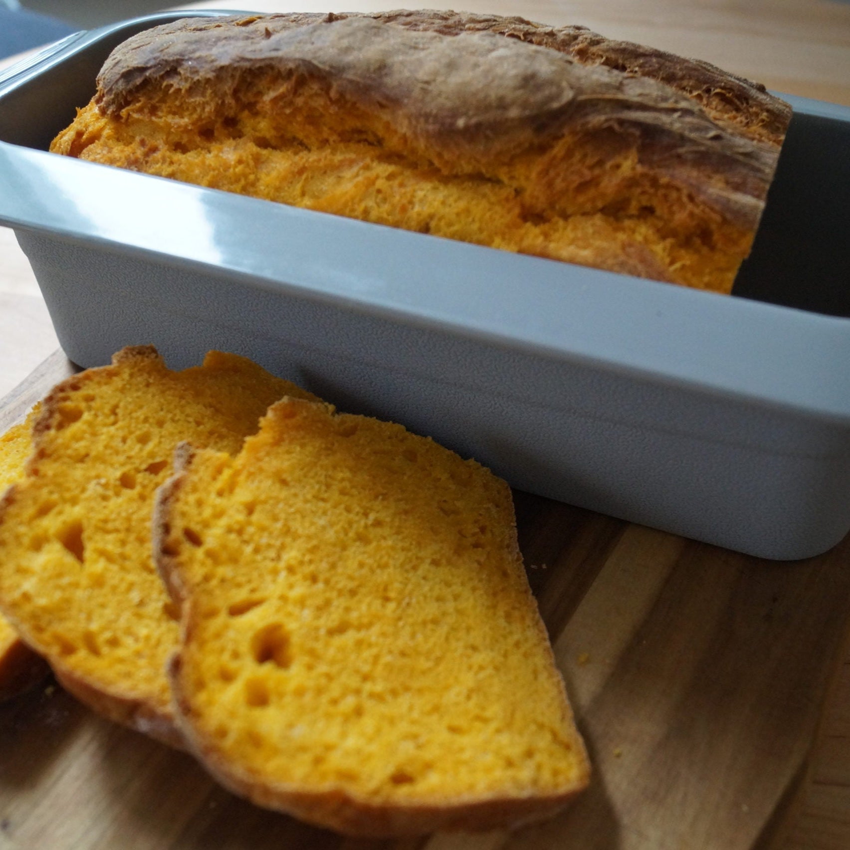 Naturalou Wiederverwendbare Brotbackform von Backefix