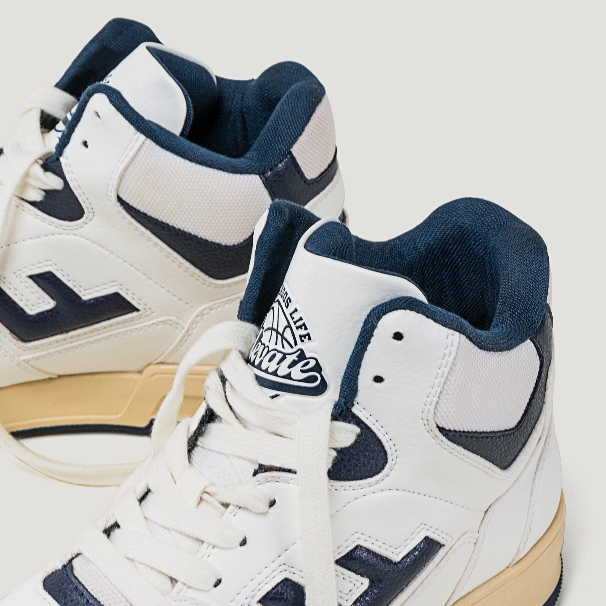 Flamingo's Life Unisex Sneaker "Elevate"