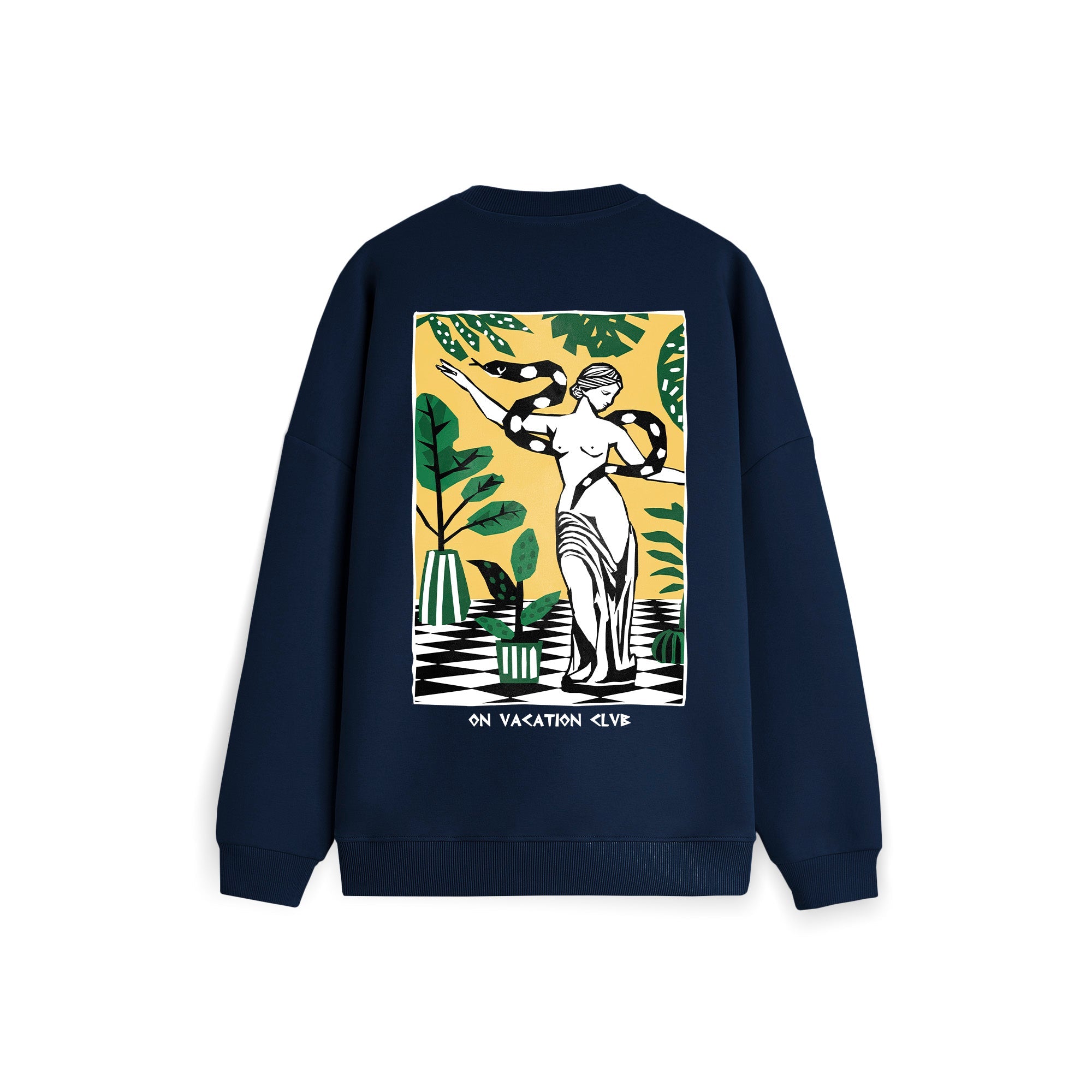 Marineblaues Sweatshirt mit einer Grafik auf dem Rücken, die eine stilisierte Statue, große Blätter, einen gelben Hintergrund und den Text "ON VACATION CLUB" am unteren Rand zeigt.