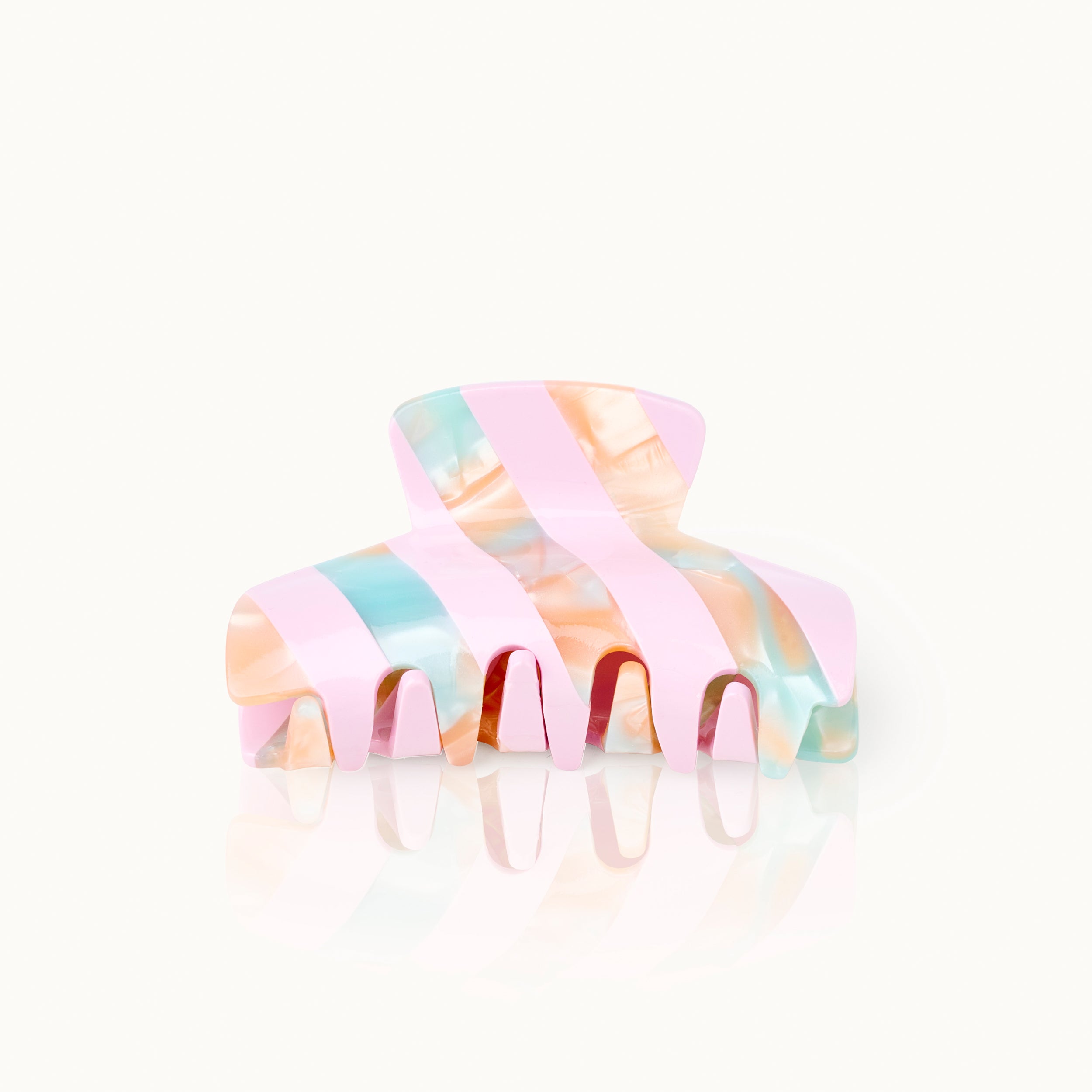 by Vivi Haarklammer "Stripes"