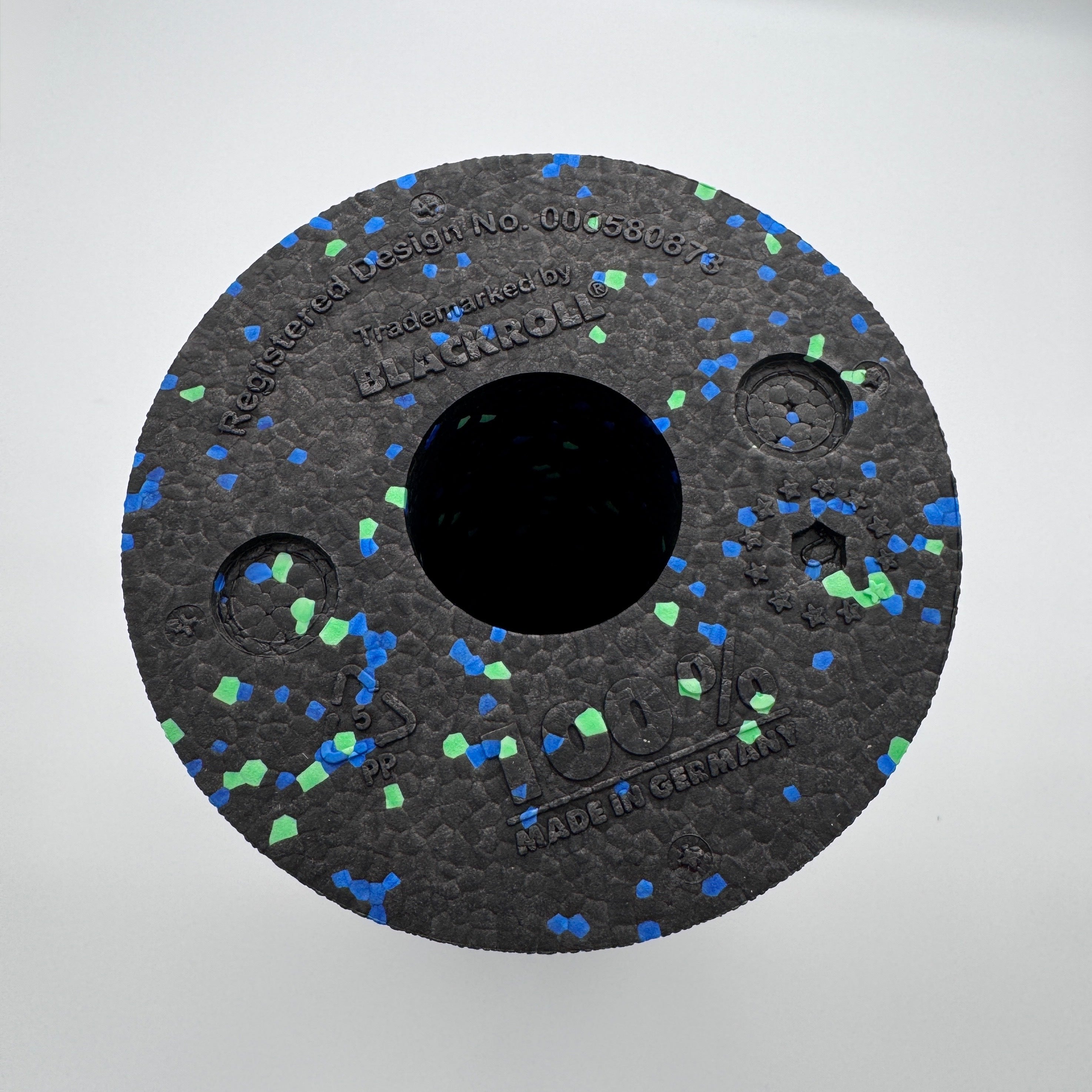 BLACKROLL® Faszienrolle "GROOVE STANDARD"