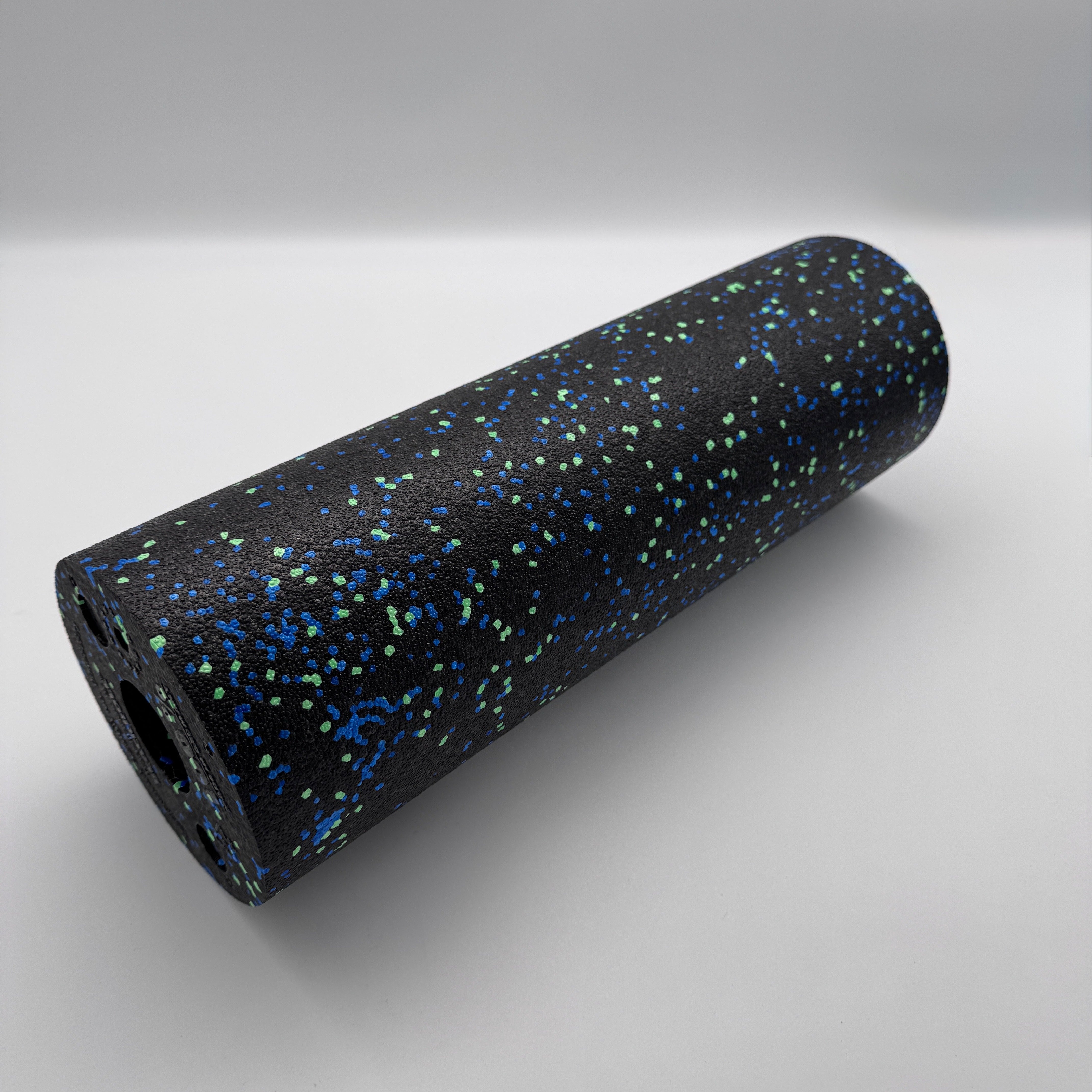BLACKROLL® Faszienrolle "GROOVE STANDARD"