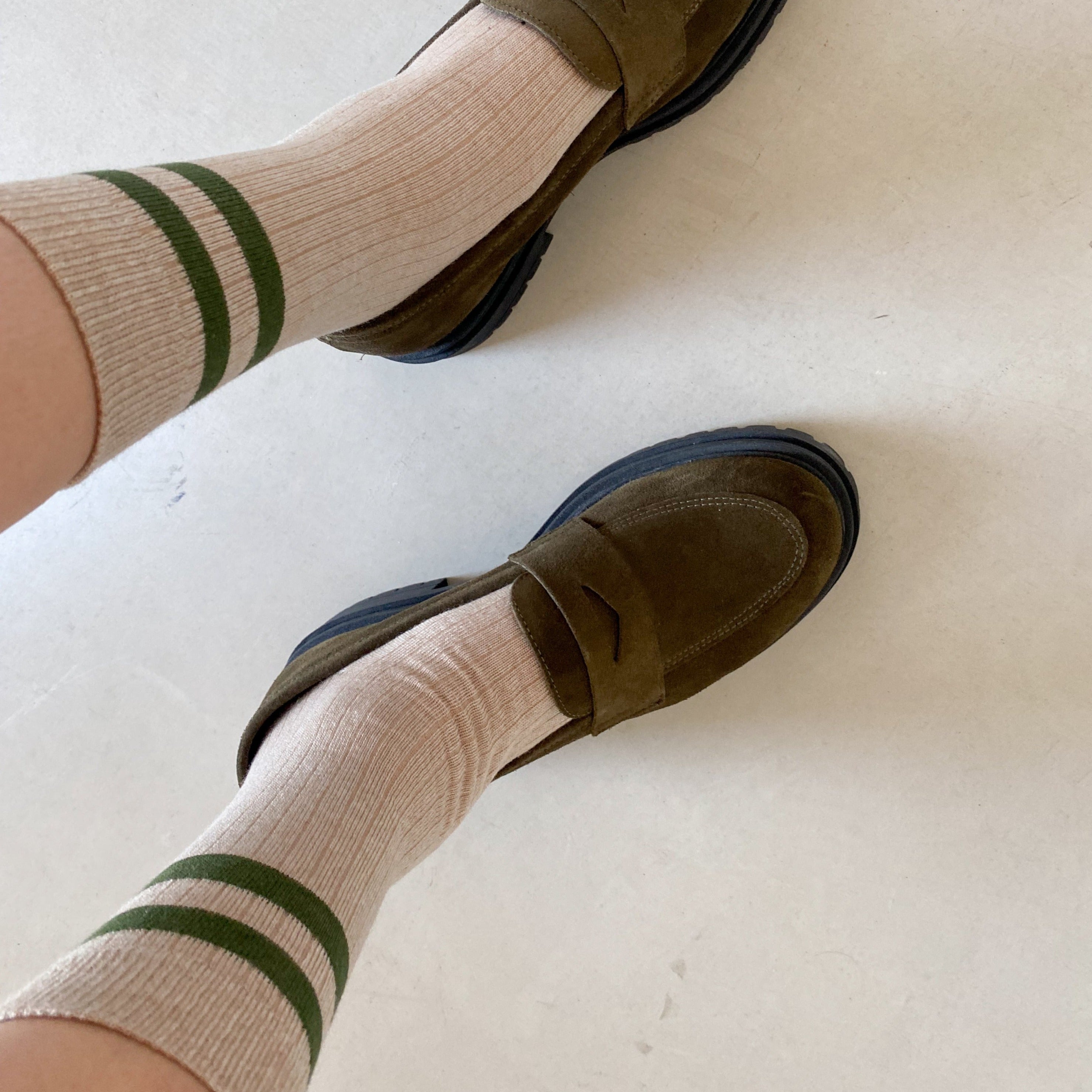 Jutelaune Socken "Merino" Sand Green