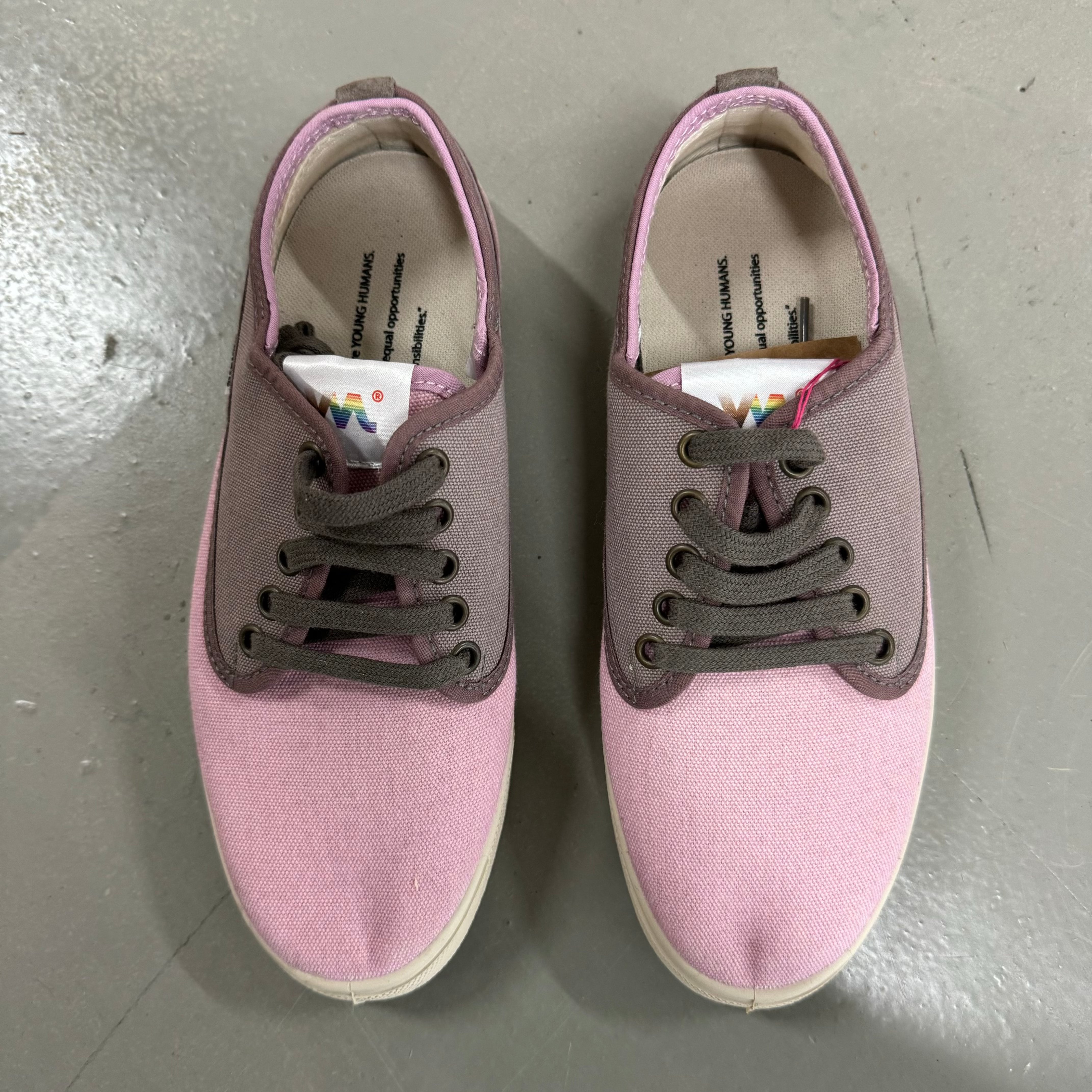 Youmans Unisex Canvas Sneaker "Coquina" - Flieder-Braun