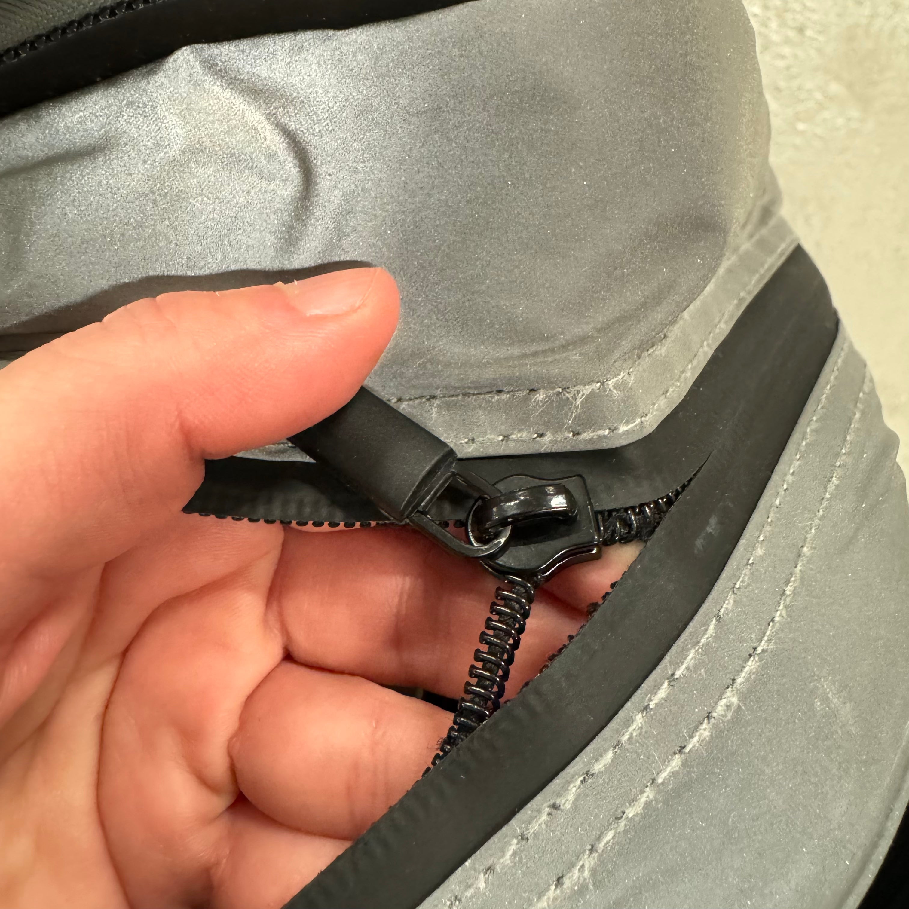OAK25 reflektierender Rucksack "Luminant Bag" - Dritte Wahl