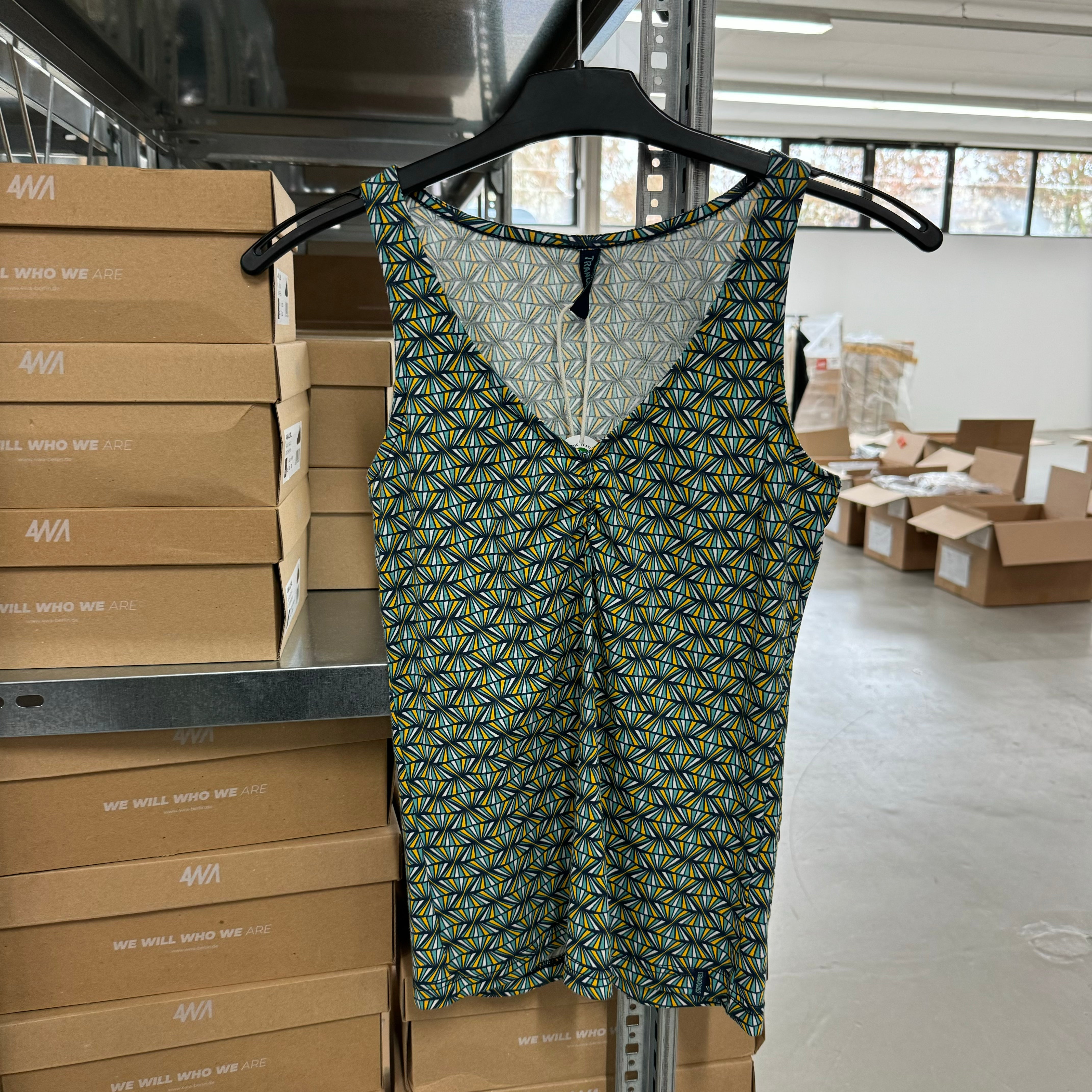 TRANQUILLO Top "Merga" - Bunt/ XS