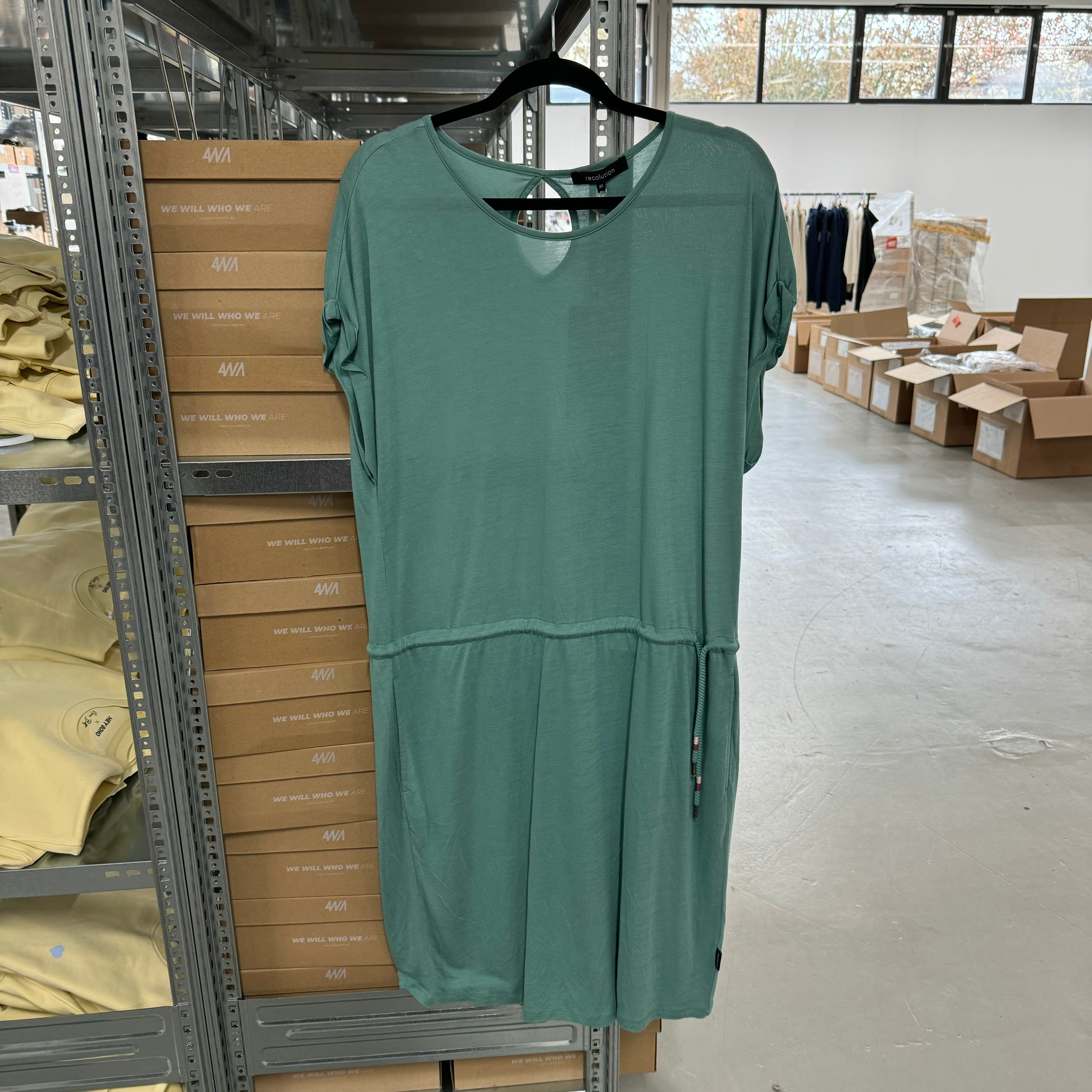 recolution Kleid "EcoVero" - Light Eukalyptus / XL