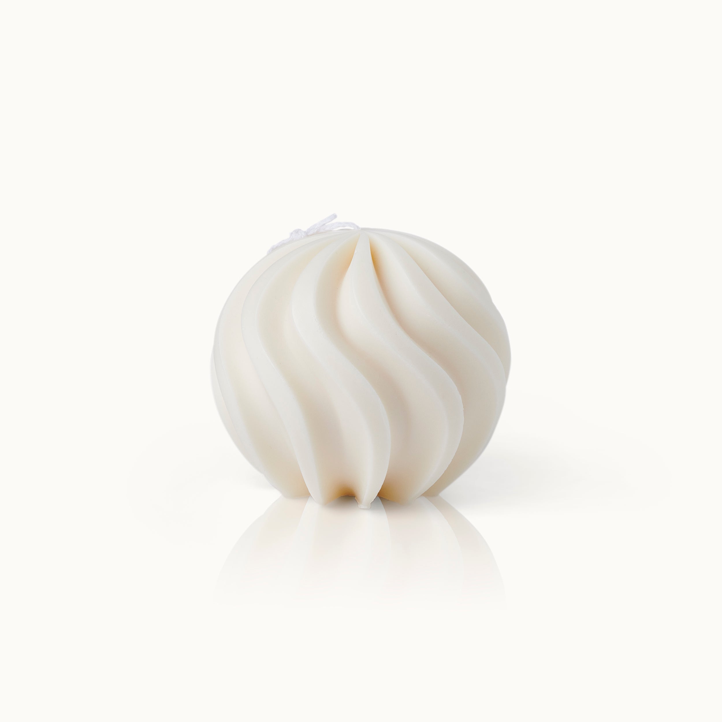 by Vivi Kerze "The Swirl"