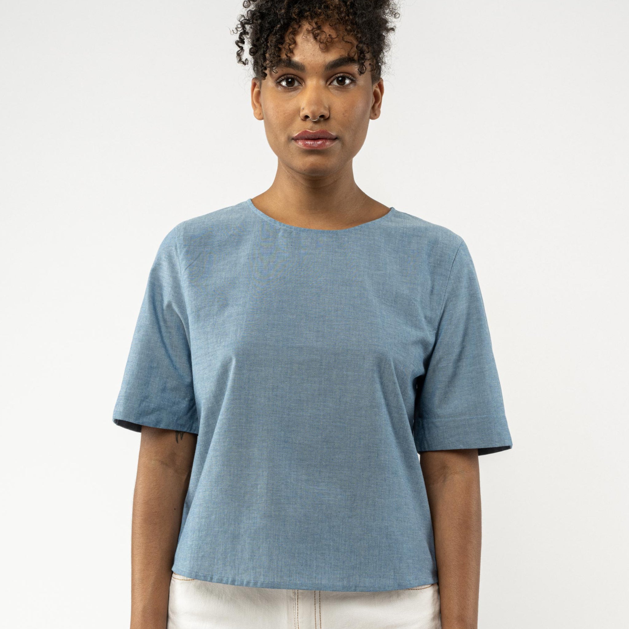 MELA Damen kurzärmliges Oberteil mit Knopfleiste "VIBANA" Blau Chambray