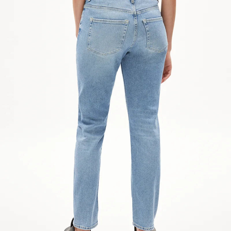 ARMEDANGELS Damen Straight Jeans 5 Pockets "CARENAA"