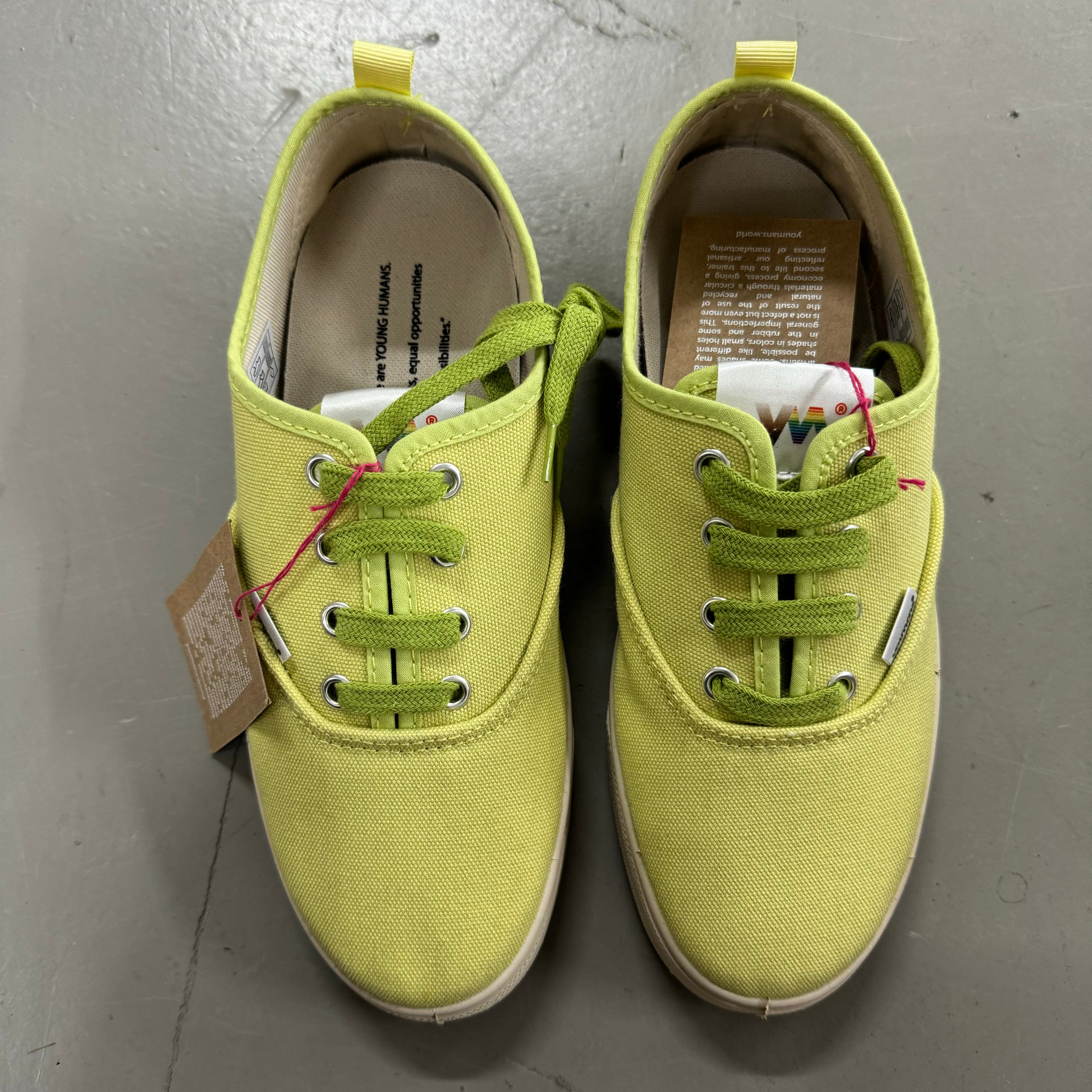 Youmans Unisex Canvas Sneaker "Clearwater"