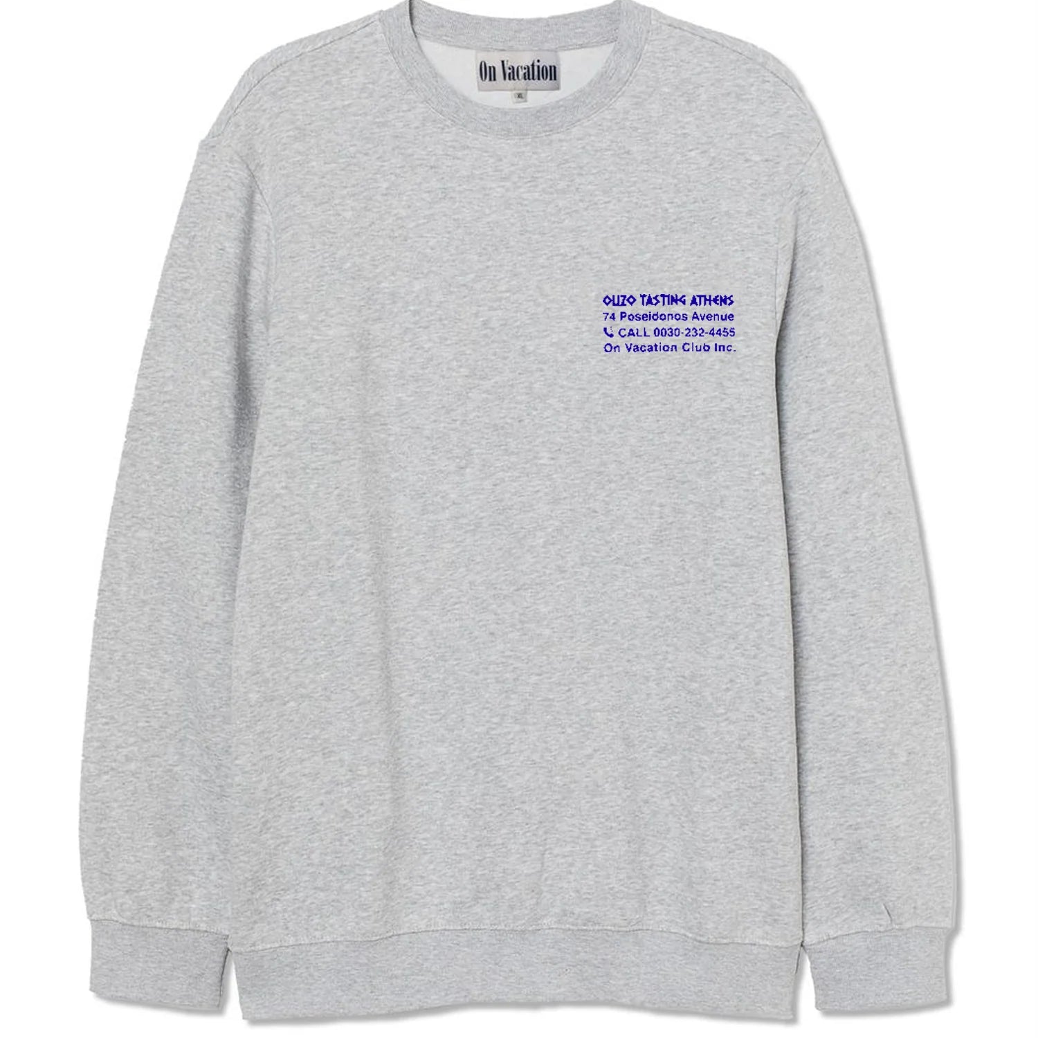 Grauer Pullover mit Aufschrift „Ouzo Tasting Athens“ und weiterer Text auf der Brusttasche, vom Label "On Vacation".