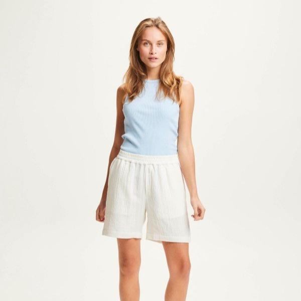 KnowledgeCotton Apparel Damen Shorts "Crinkle" Weiß