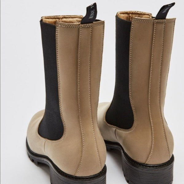Nine to Five High Chelsea Stiefel "Saxa"
