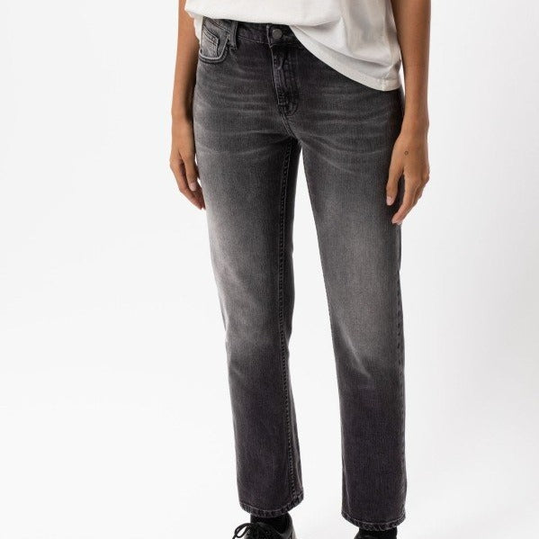 Nudie Jeans Straight Jeans "Sally"