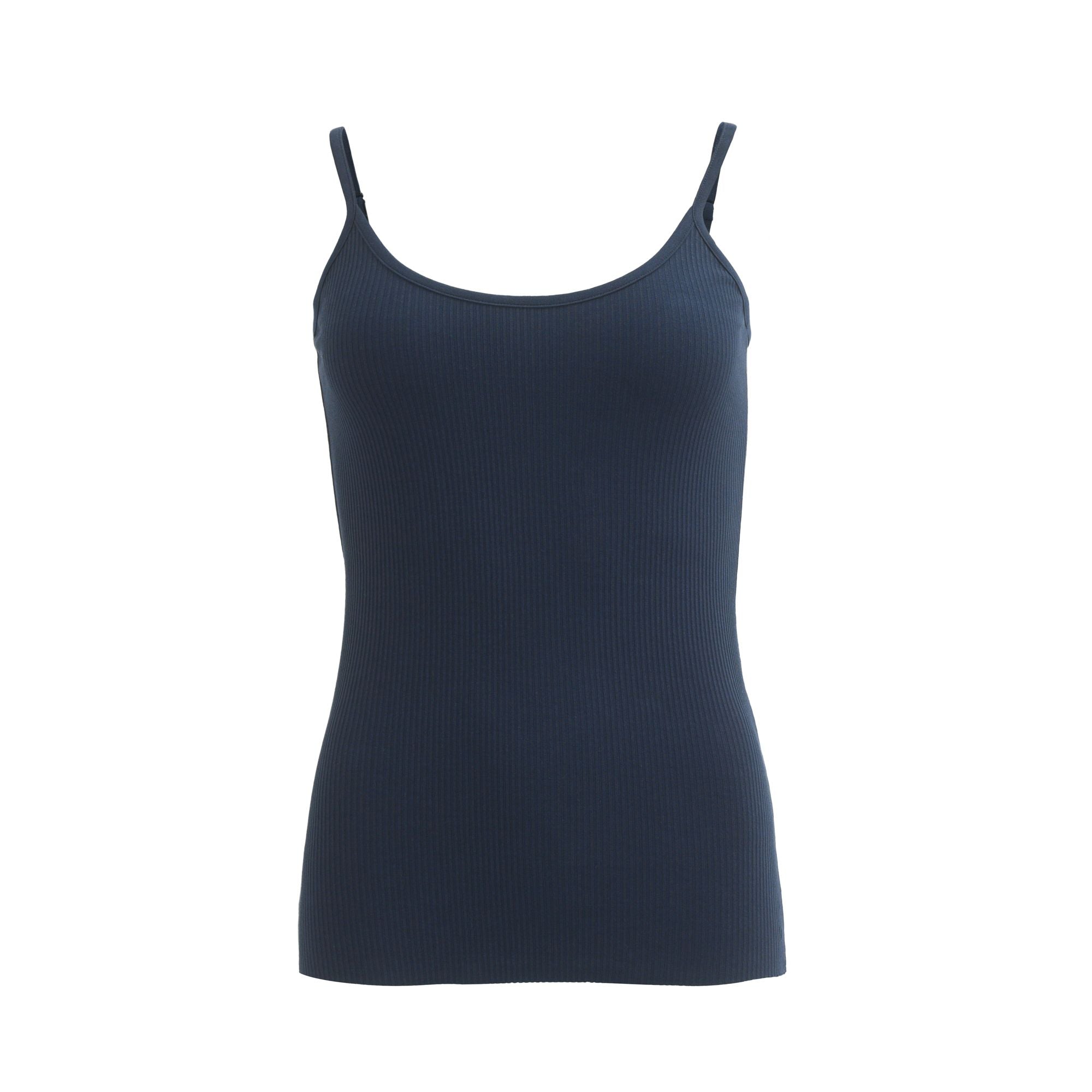 Dunkelblaues, geripptes Trägertop vor weißem Hintergrund.
