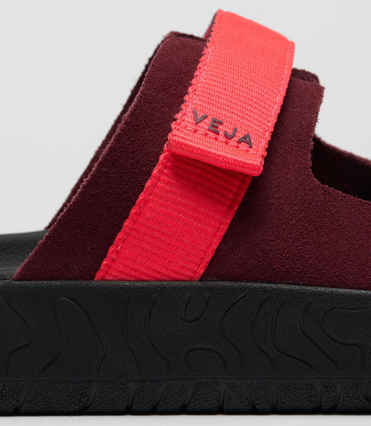 VEJA Unisex Sandalen "Arpoador Suede Soft"