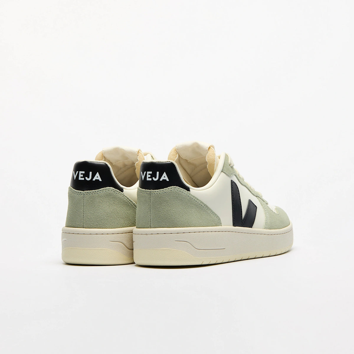 VEJA Damen Sneaker "V-10 Leather"