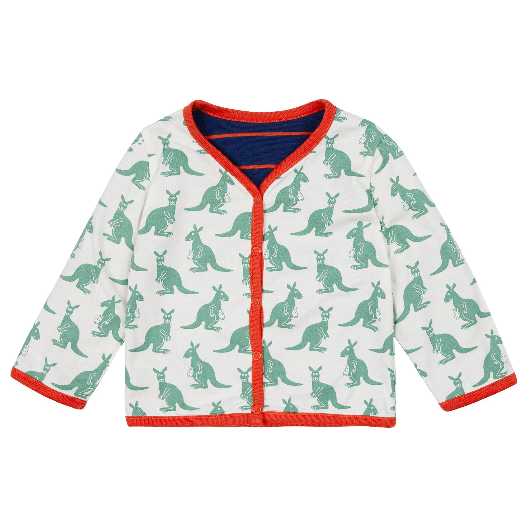 Langärmelige Baby-Strickjacke mit grünem Känguru-Aufdruck, rotem Saum und roten Knöpfen auf der Vorderseite auf weißem Hintergrund.