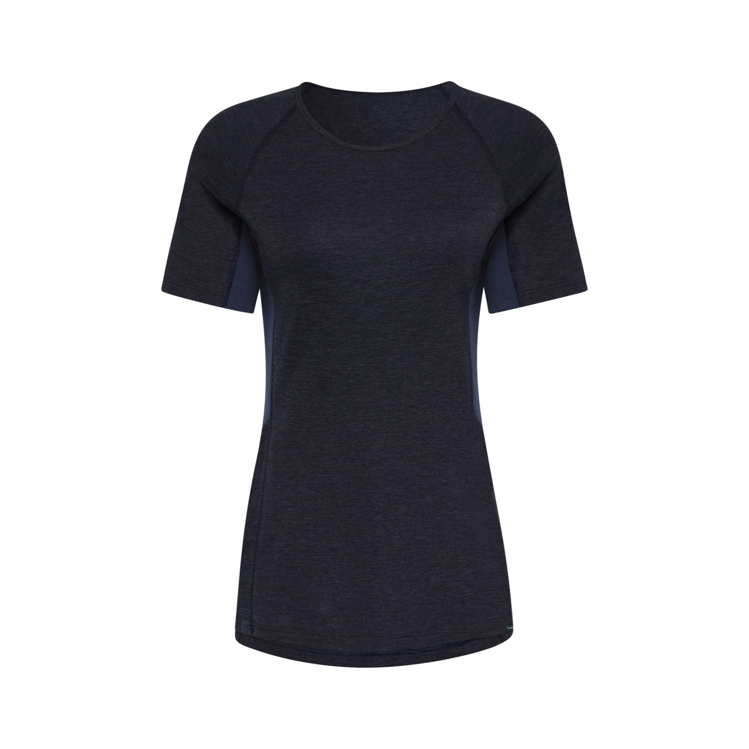 Ein schlichtes, tailliertes, kurzärmeliges T-Shirt für Damen in dunklem Marineblau auf weißem Hintergrund. Das Shirt hat dezente hellere Einsätze an den Seiten und einen Rundhalsausschnitt.