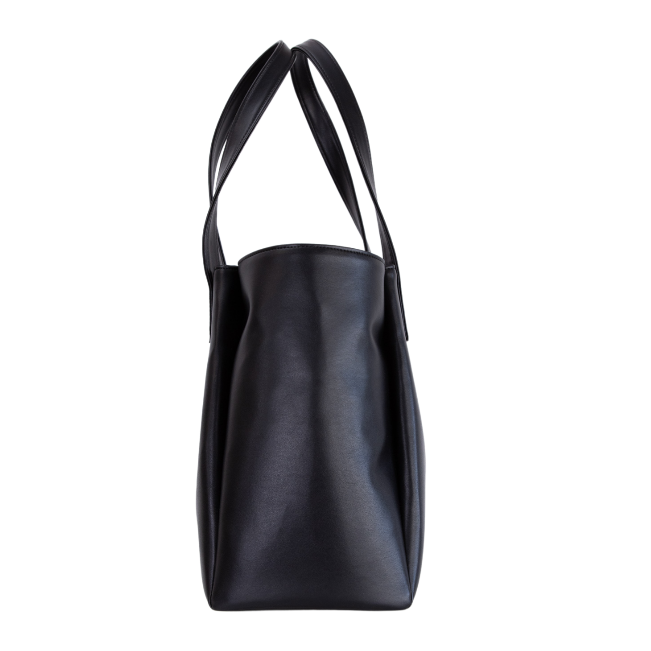 Schwarze Lederhandtasche mit zwei langen Henkeln, seitlich betrachtet, vor weißem Hintergrund.