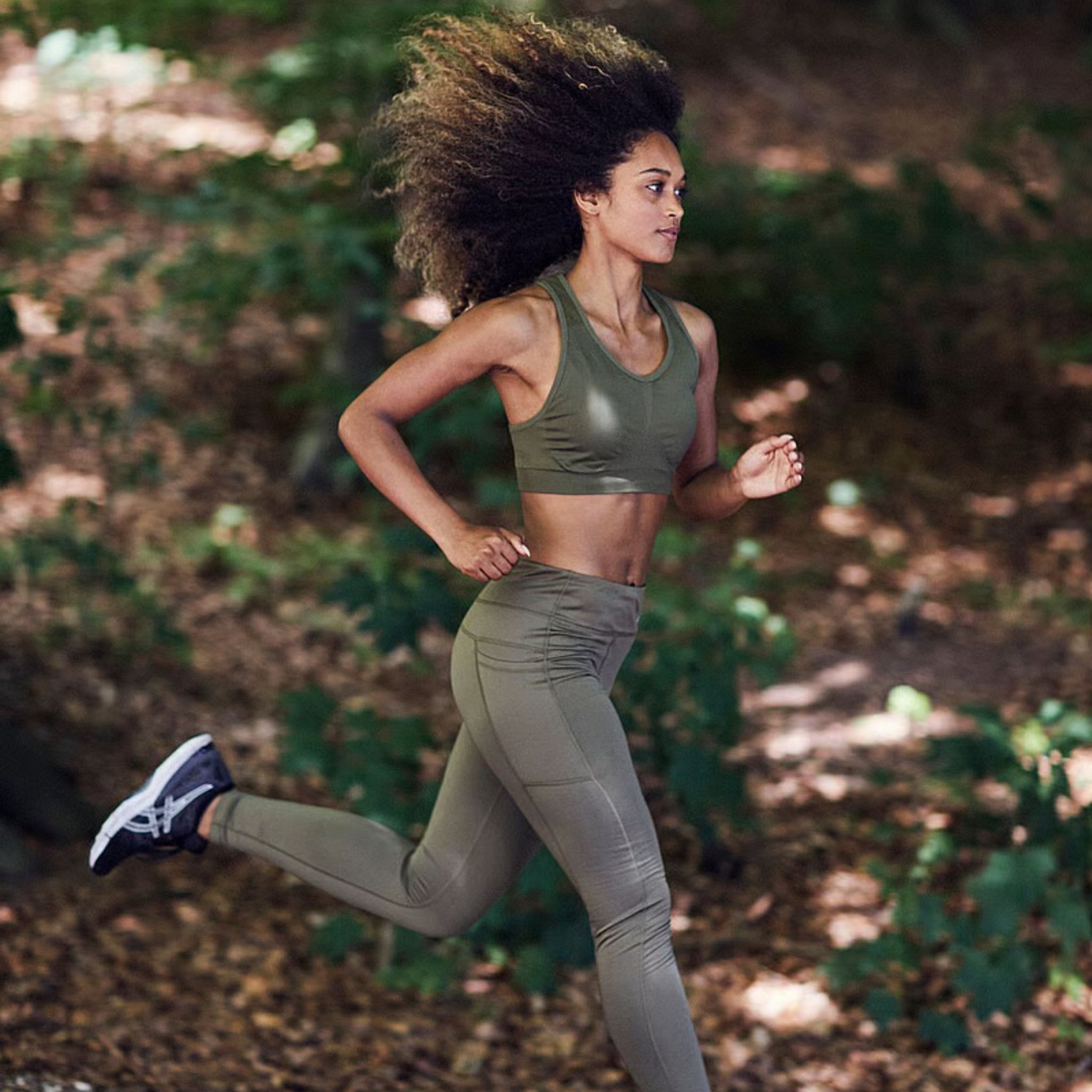 ZEBDIA Sports Bra