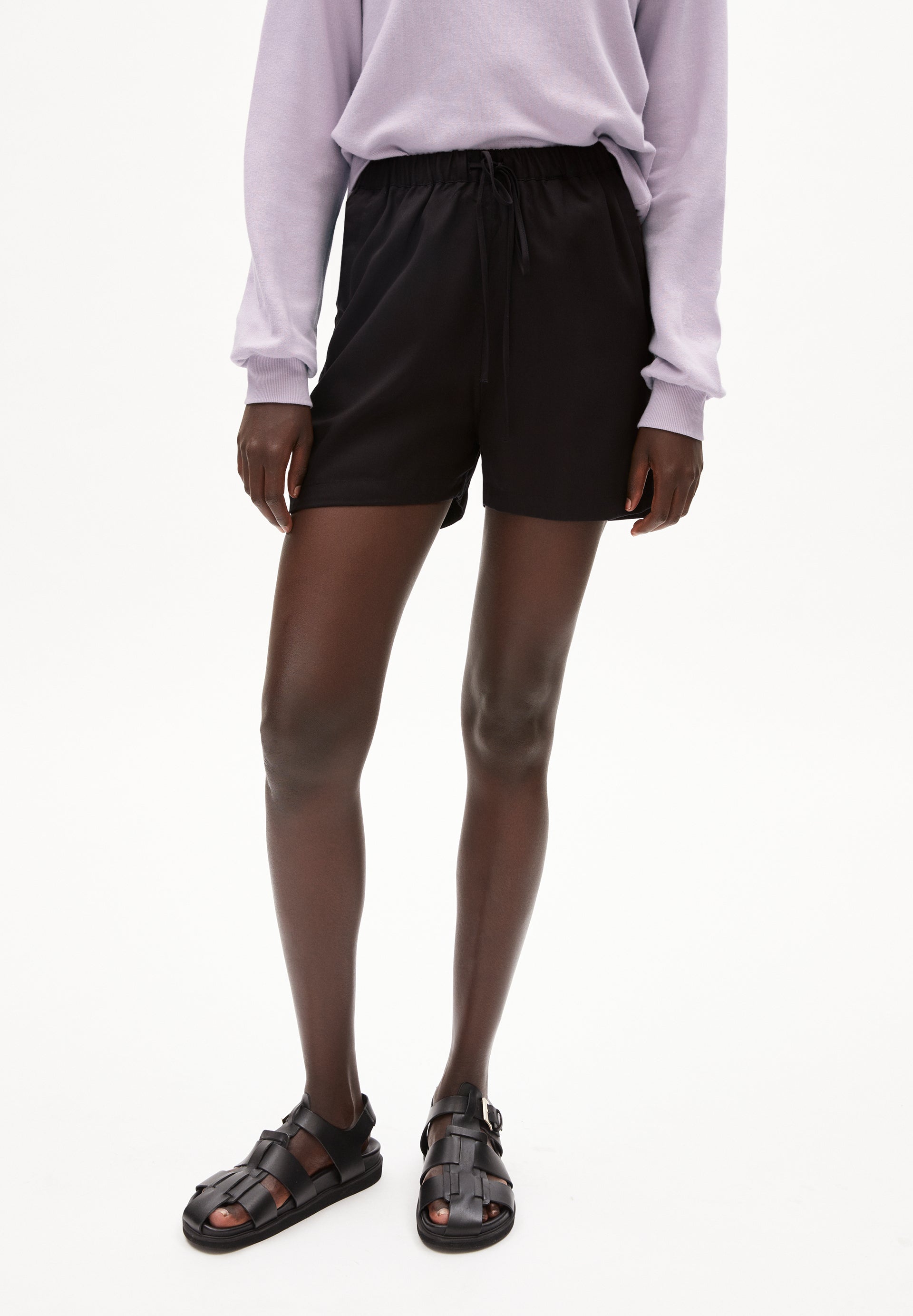 ARMEDANGELS Shorts "XULIAA TWILL" - black