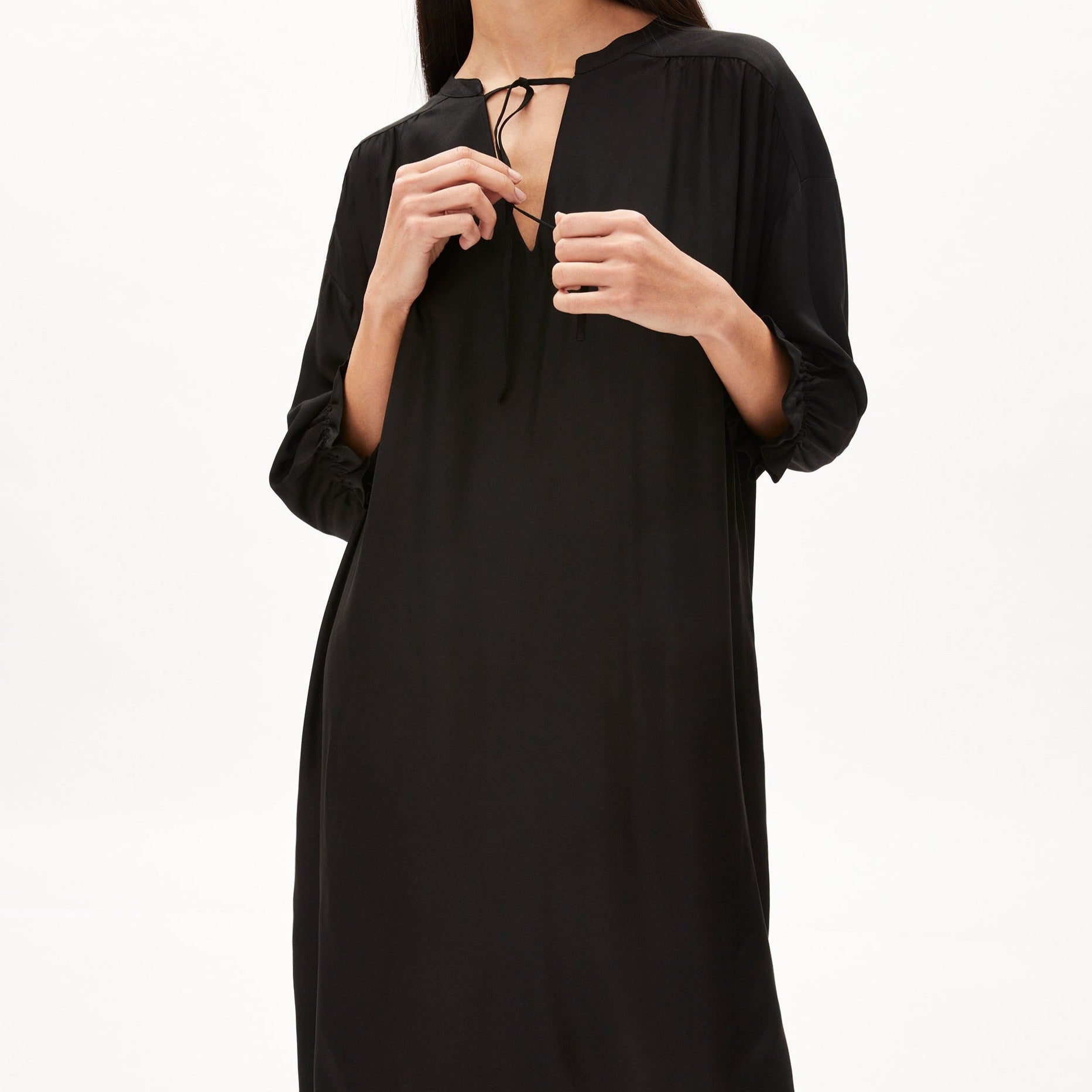 ARMEDANGELS Webkleid Oversized Fit "MAAREN" - black