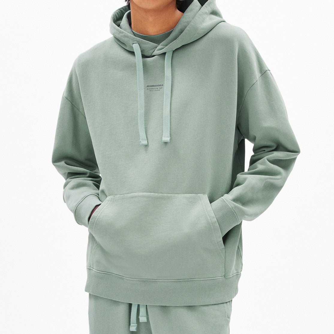 Armedangels_MAALI_sage_green_2