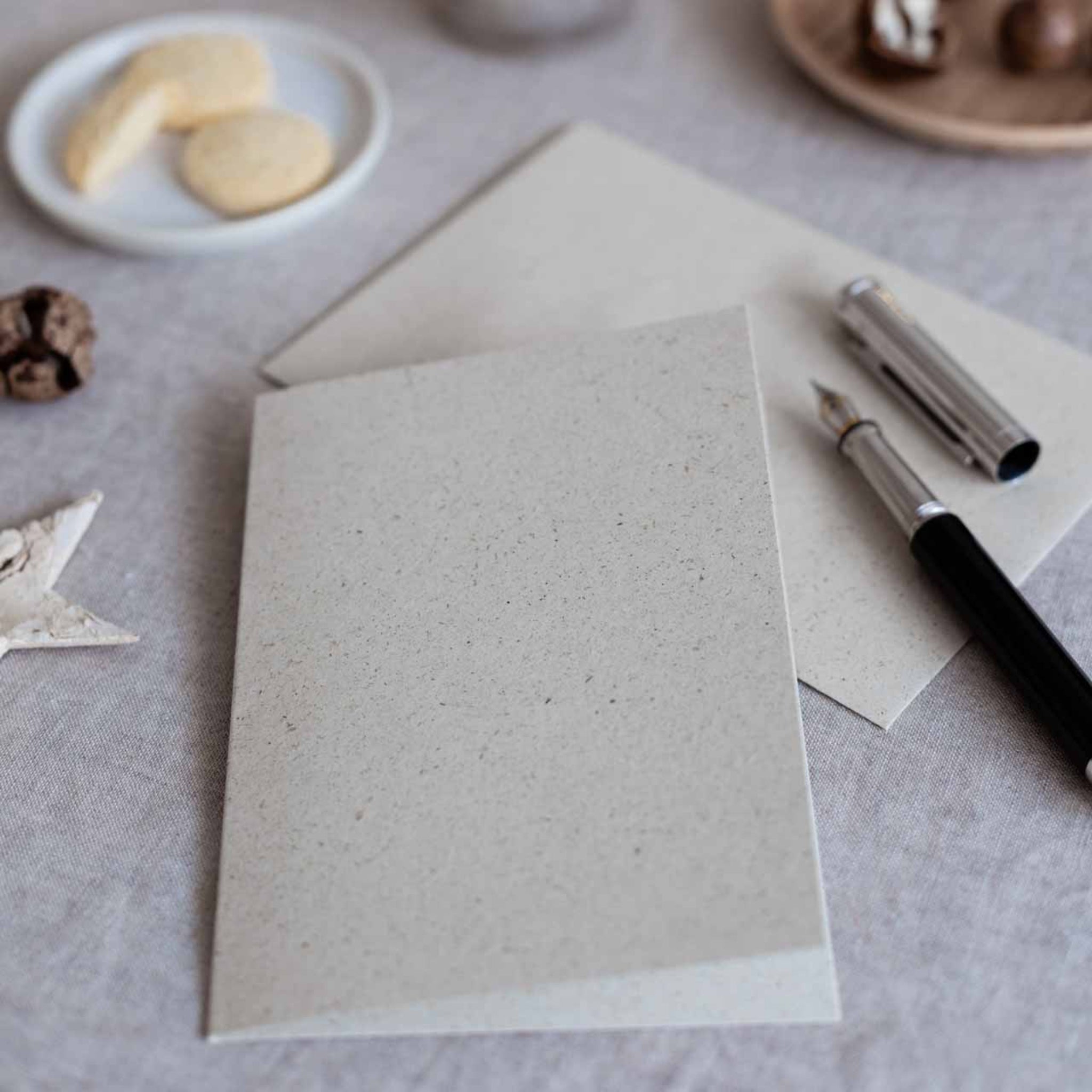 Creapaper Klappkarten aus Graspapier mit Umschlag