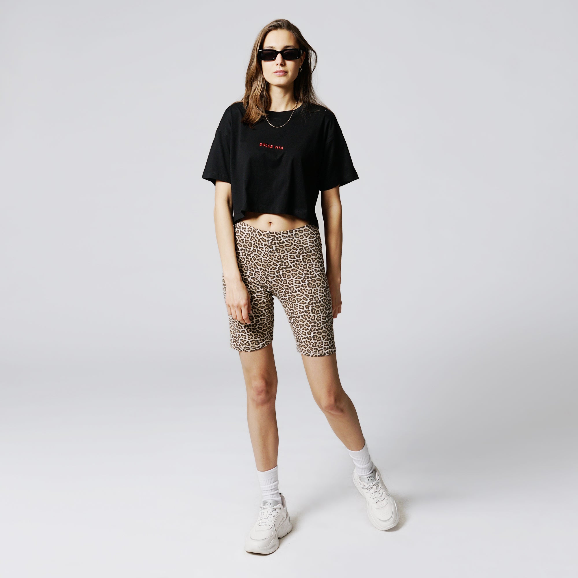 On Vacation Ladies Cropped T-Shirt "Dolce Vita" - Black