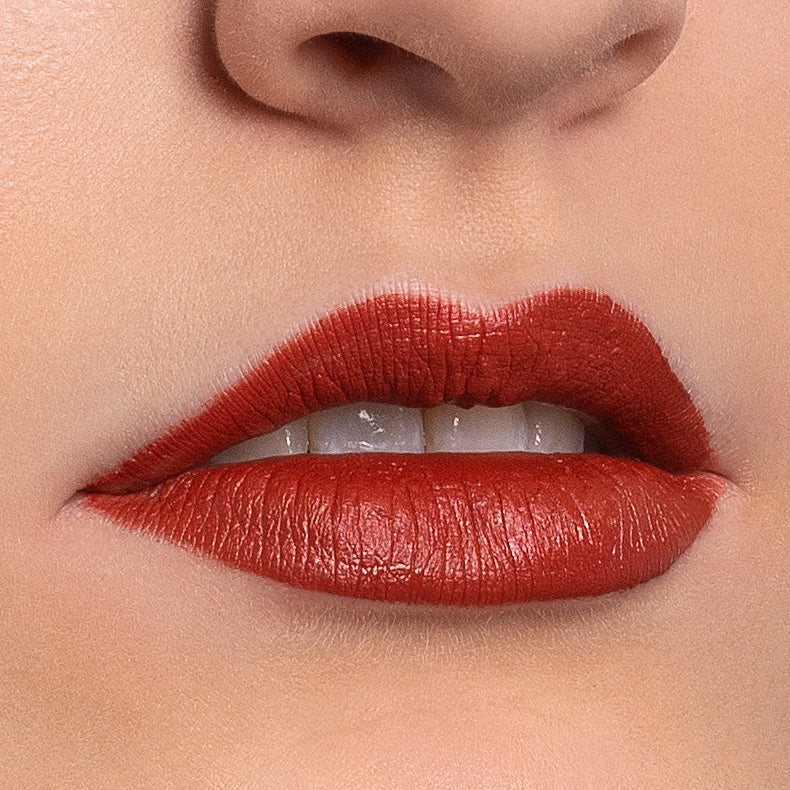 benecos_Natural_Liquid_Lipstick_Trust_in_Rust