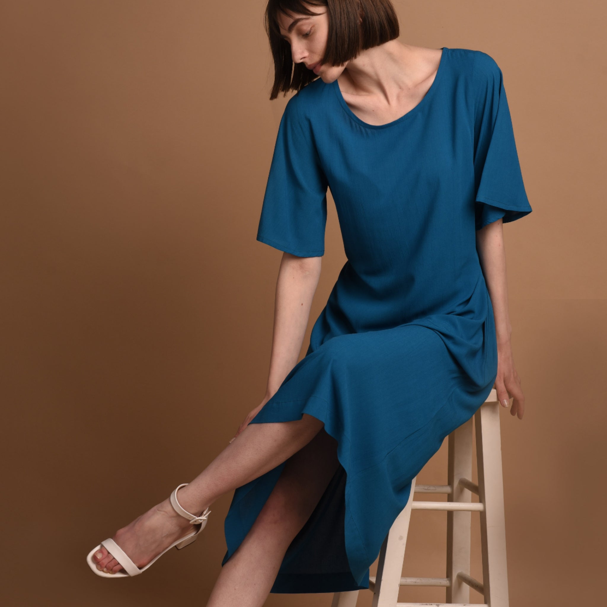 AYANI Lockeres Kleid "NIKA" - königsblau