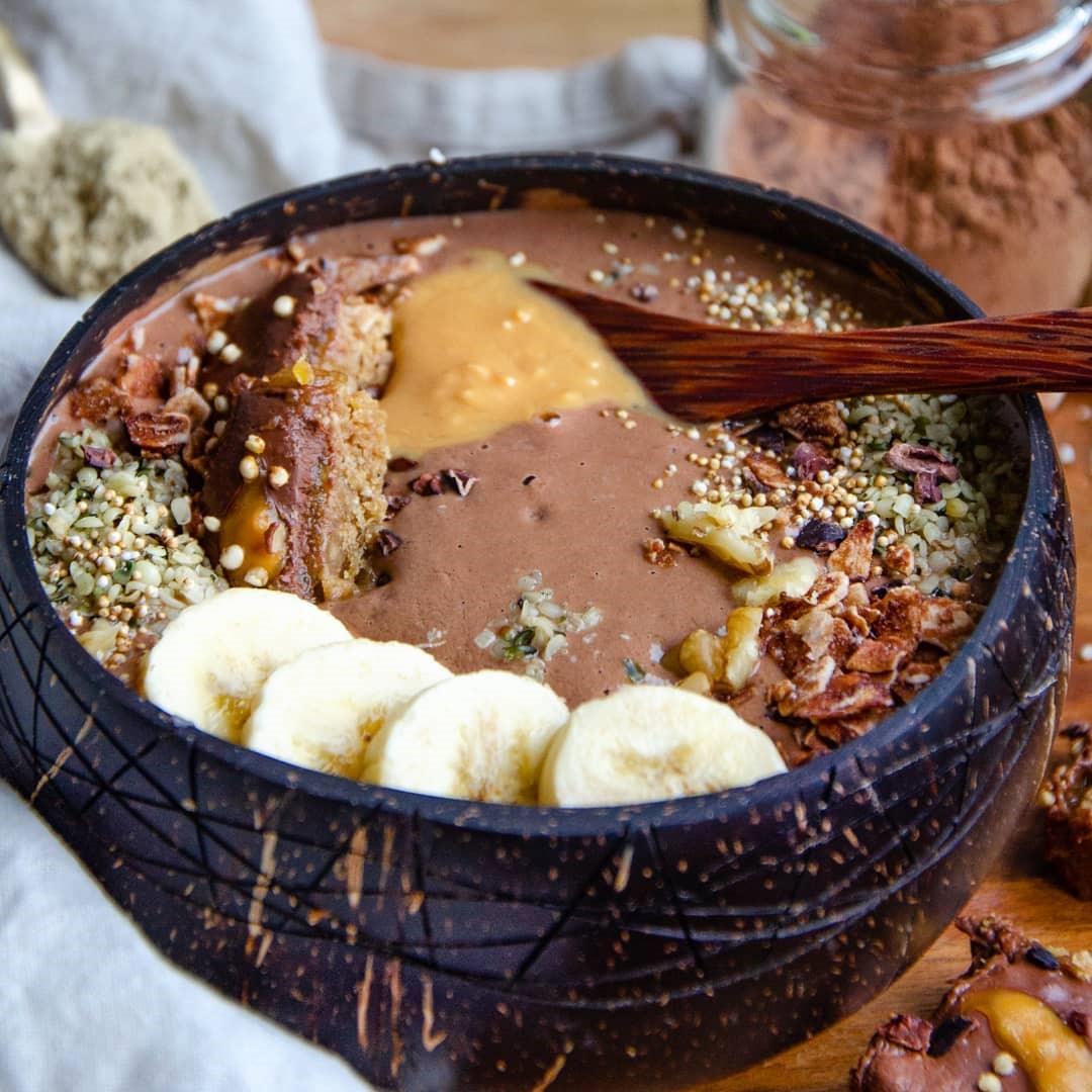 Heartisan_Coconut_Bowl_Medium02_01
