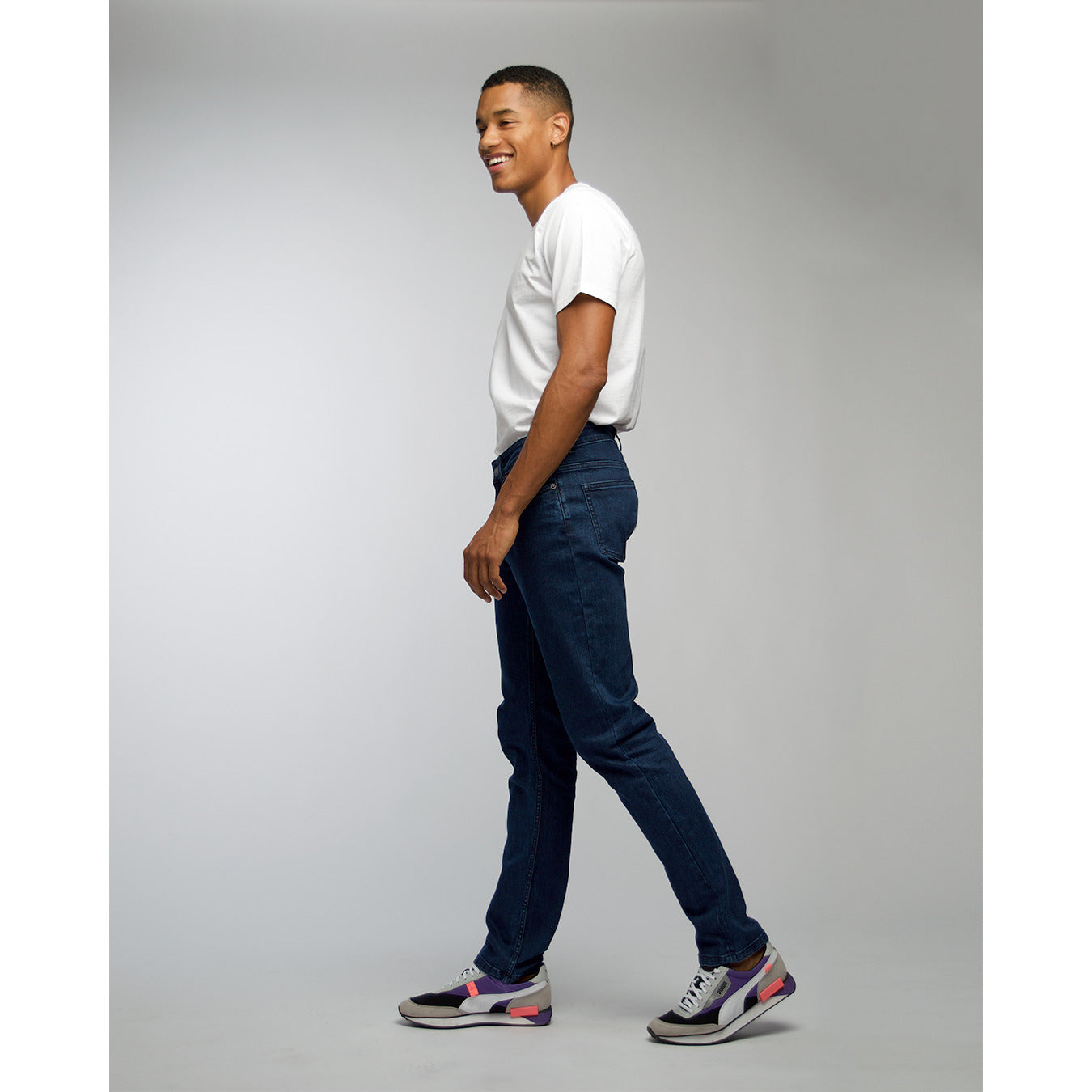 Honest Basics Men Slim Jeans (2)