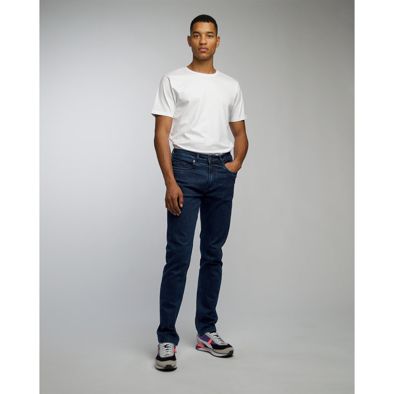 Honest Basics Men Slim Jeans